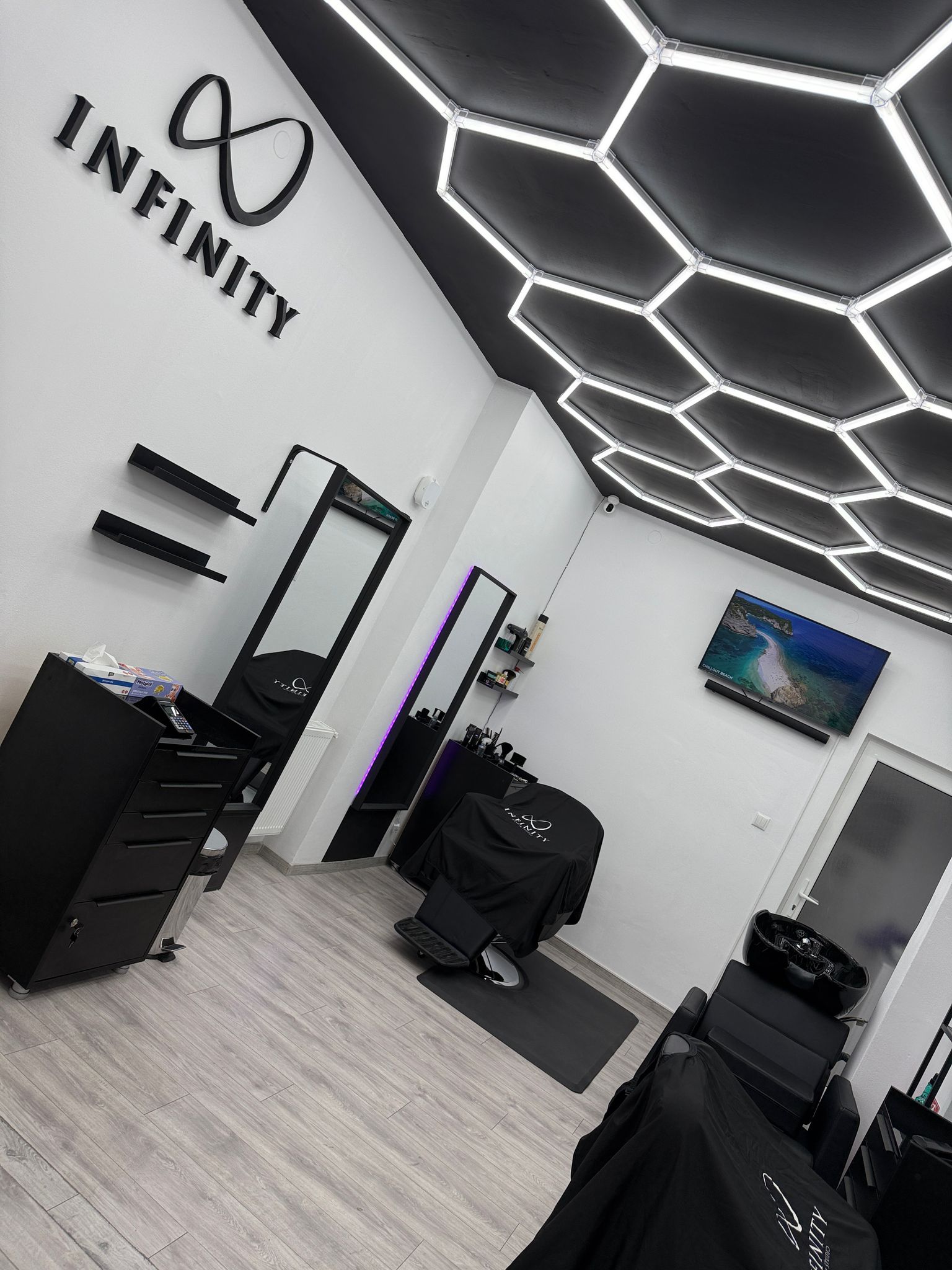Salon 360 CUTz