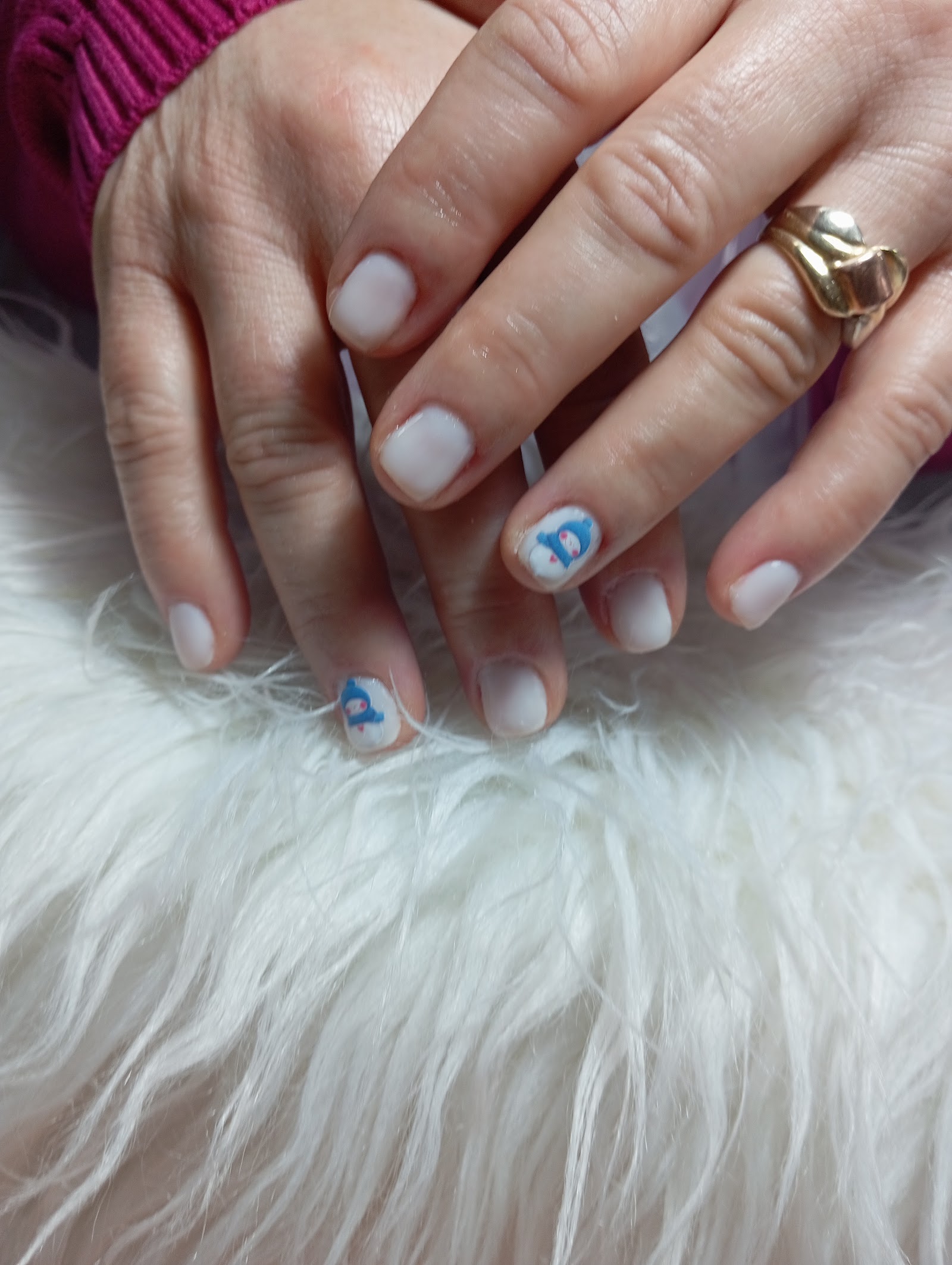 Catalina V. Nail Artist (manichiura / pedichiura)
