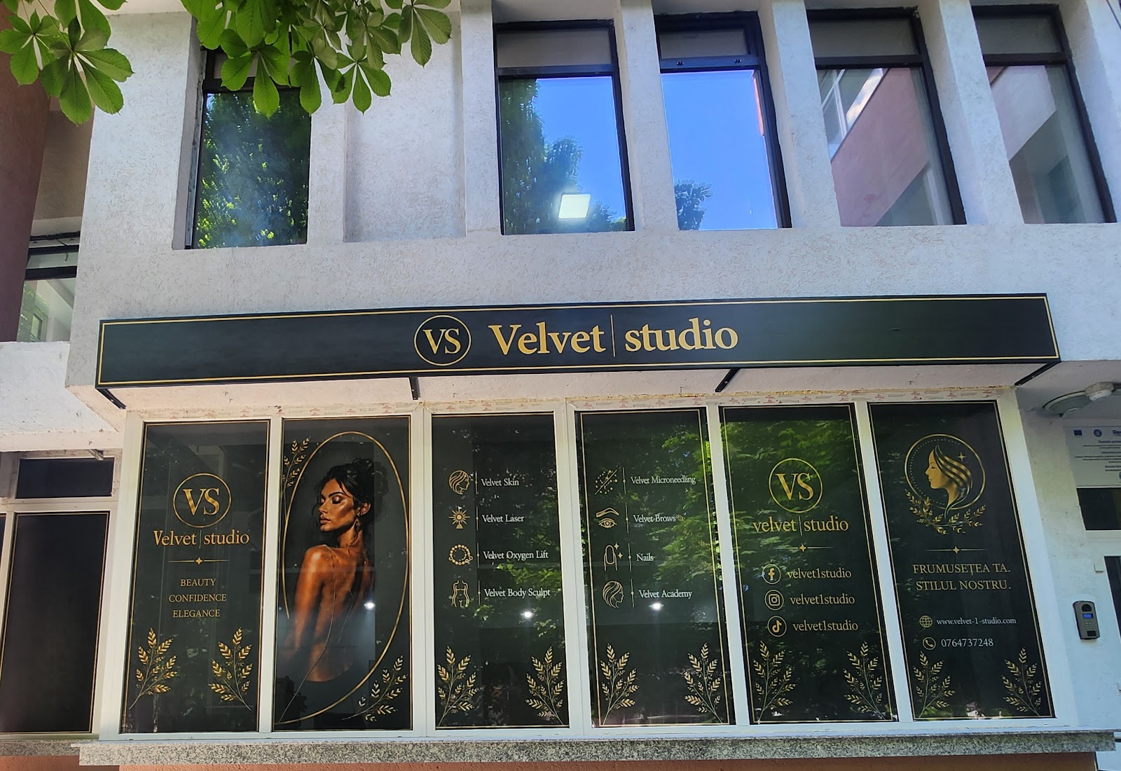 Velvet1Studio