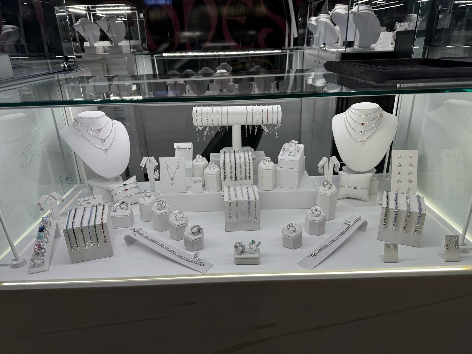 ICE CONCEPT TARGOVIȘTE
