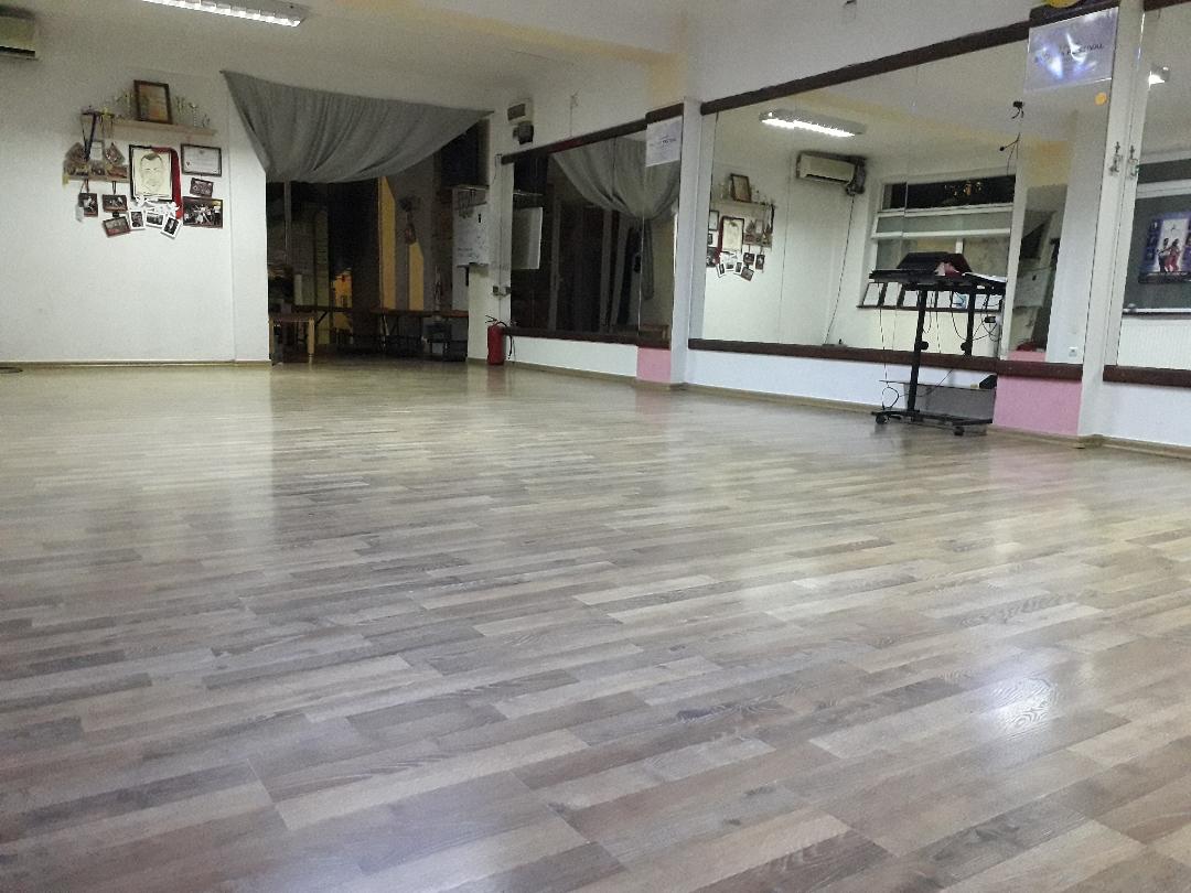 Elegante Dance Academy Targoviste