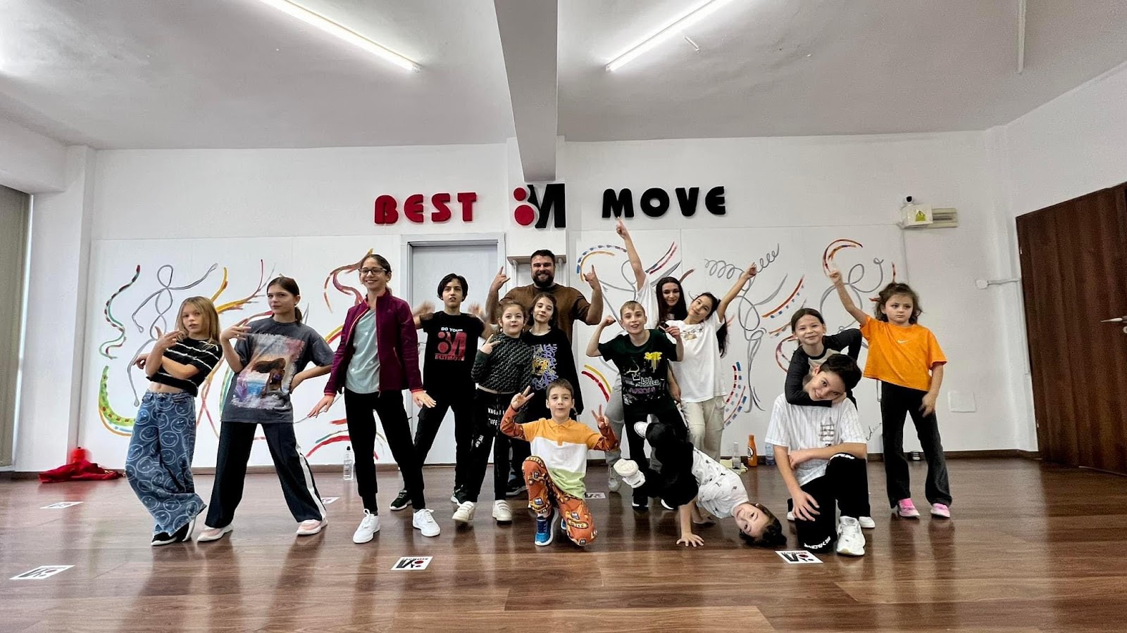 Școala de dans Best Move