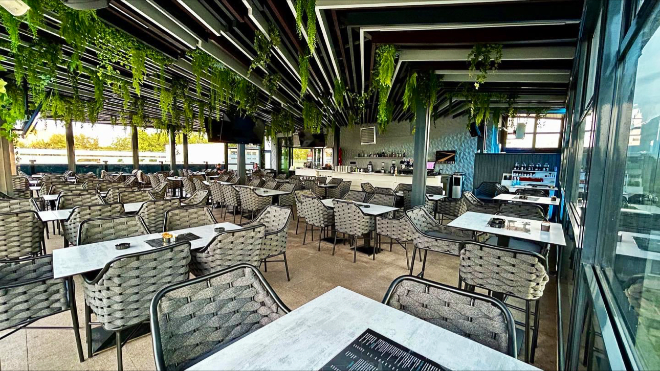 Restaurant STAR