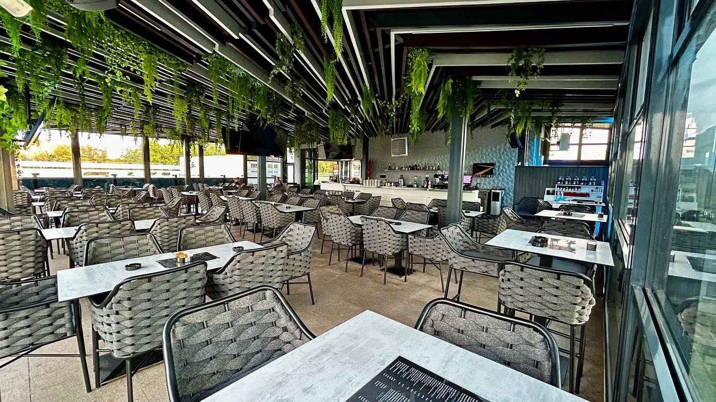 Restaurant STAR