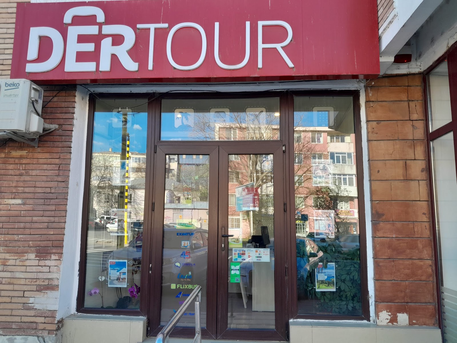 Dertour
