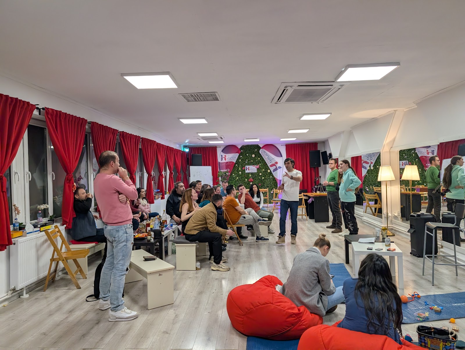 HDanceExperience