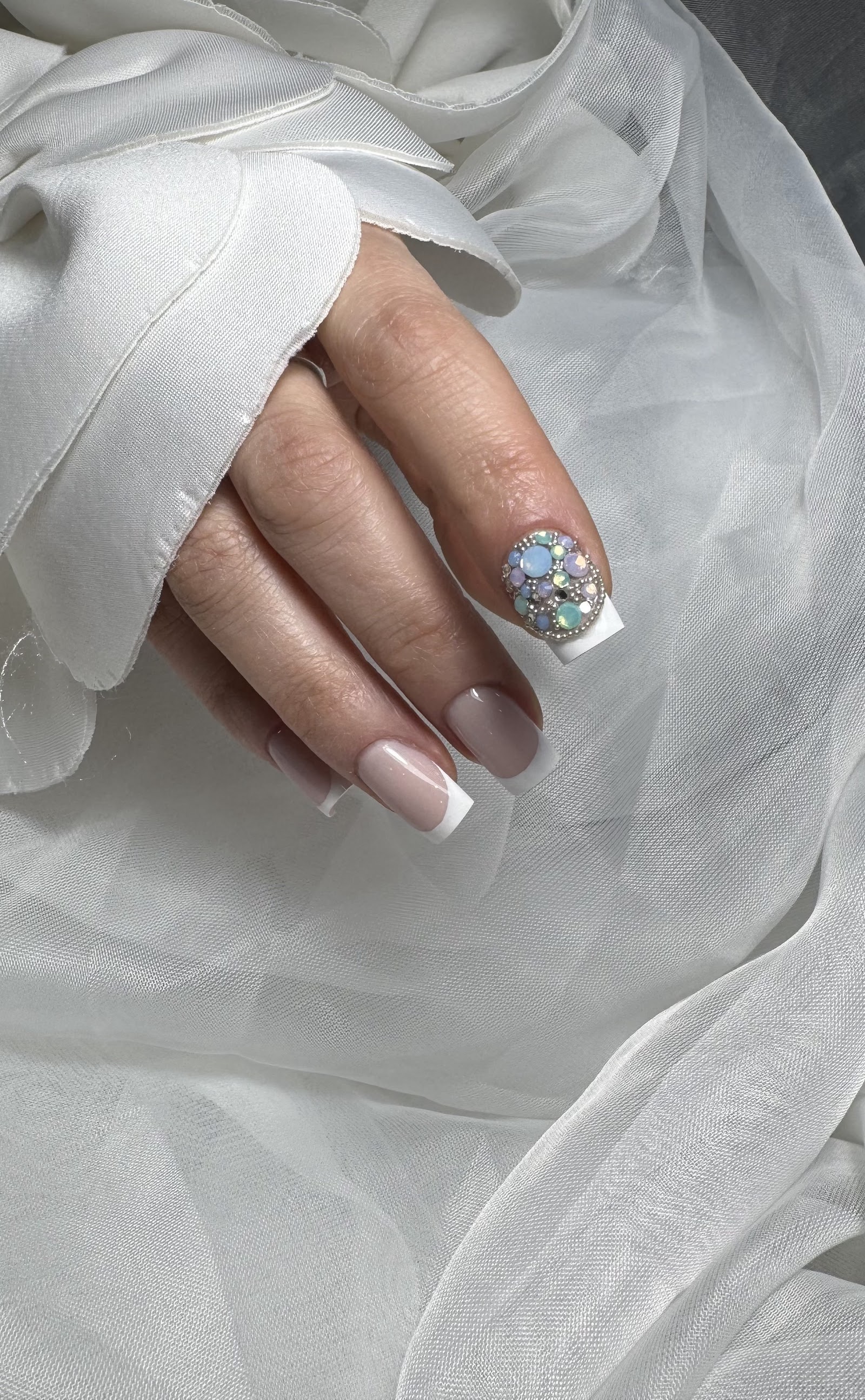 Nails by Mirela Oprea