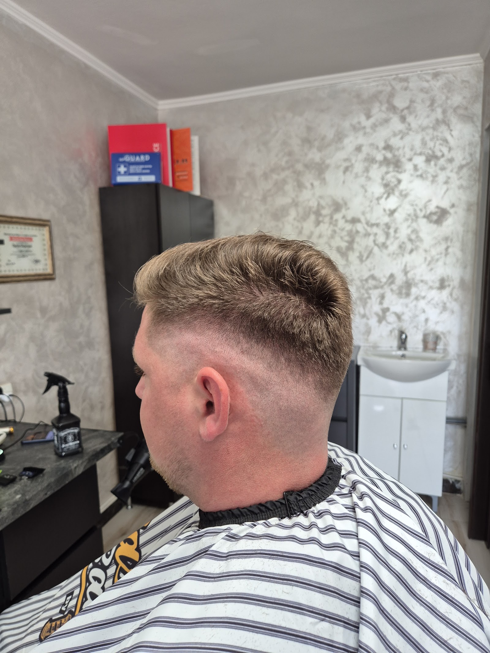 SALON OANA