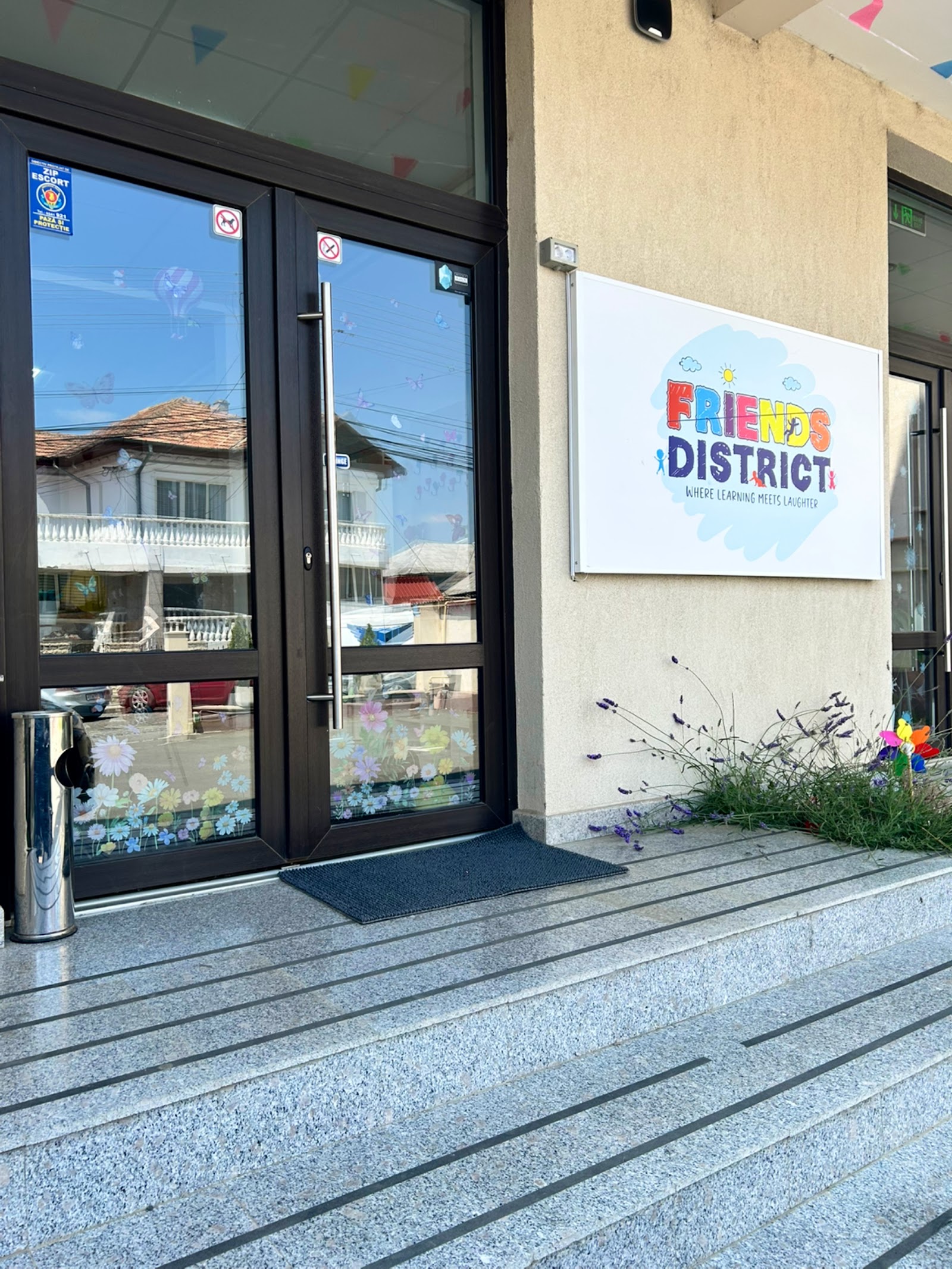 Friends District
