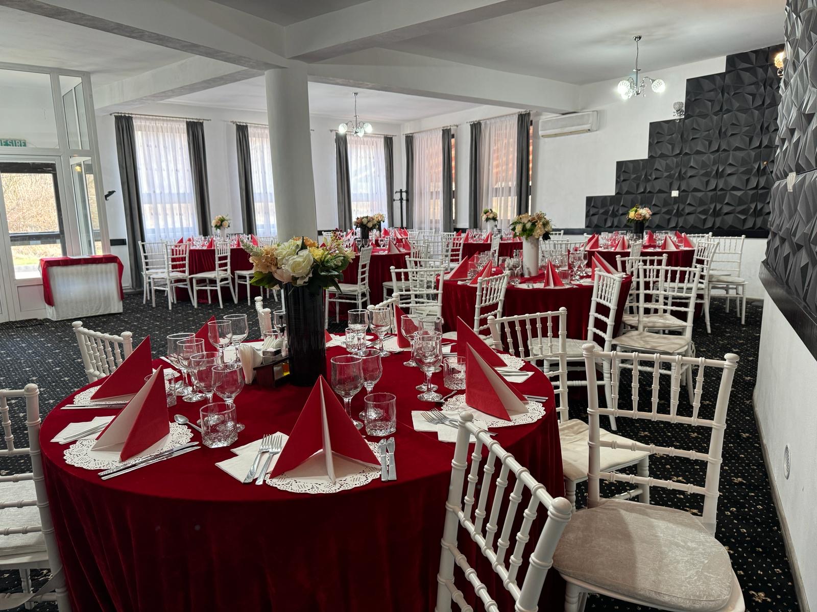 Mar-bek Restaurant