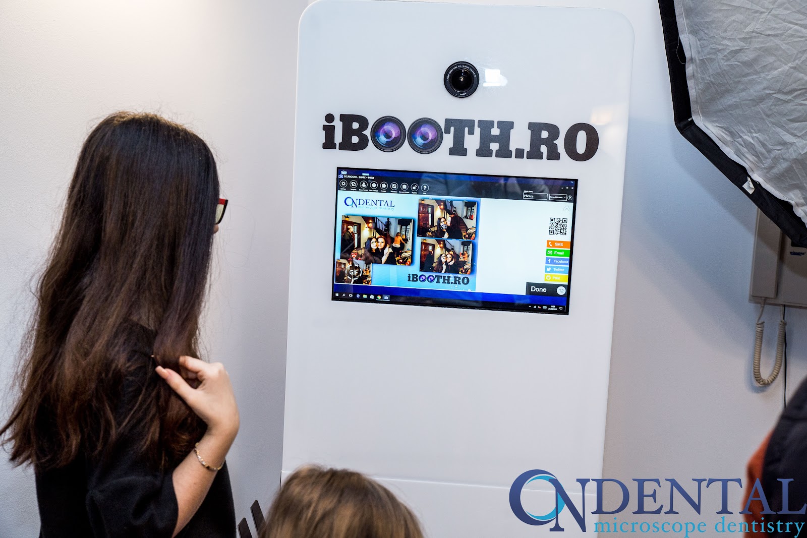 Cabina foto nunta, photo booth petrecere - iBooth Bucuresti