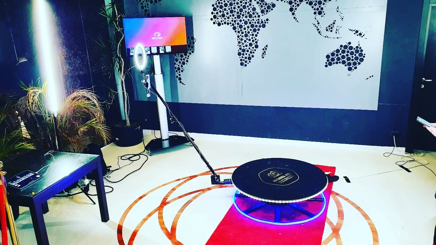 Cabina Foto Bucuresti & Platforma 360VideoBooth