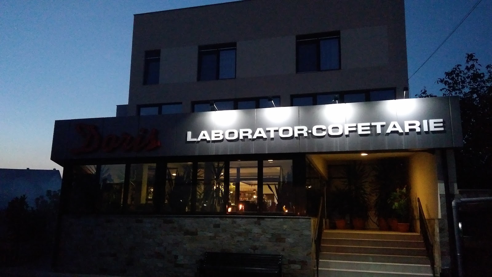 Cofetăria Doris (Bistrița)