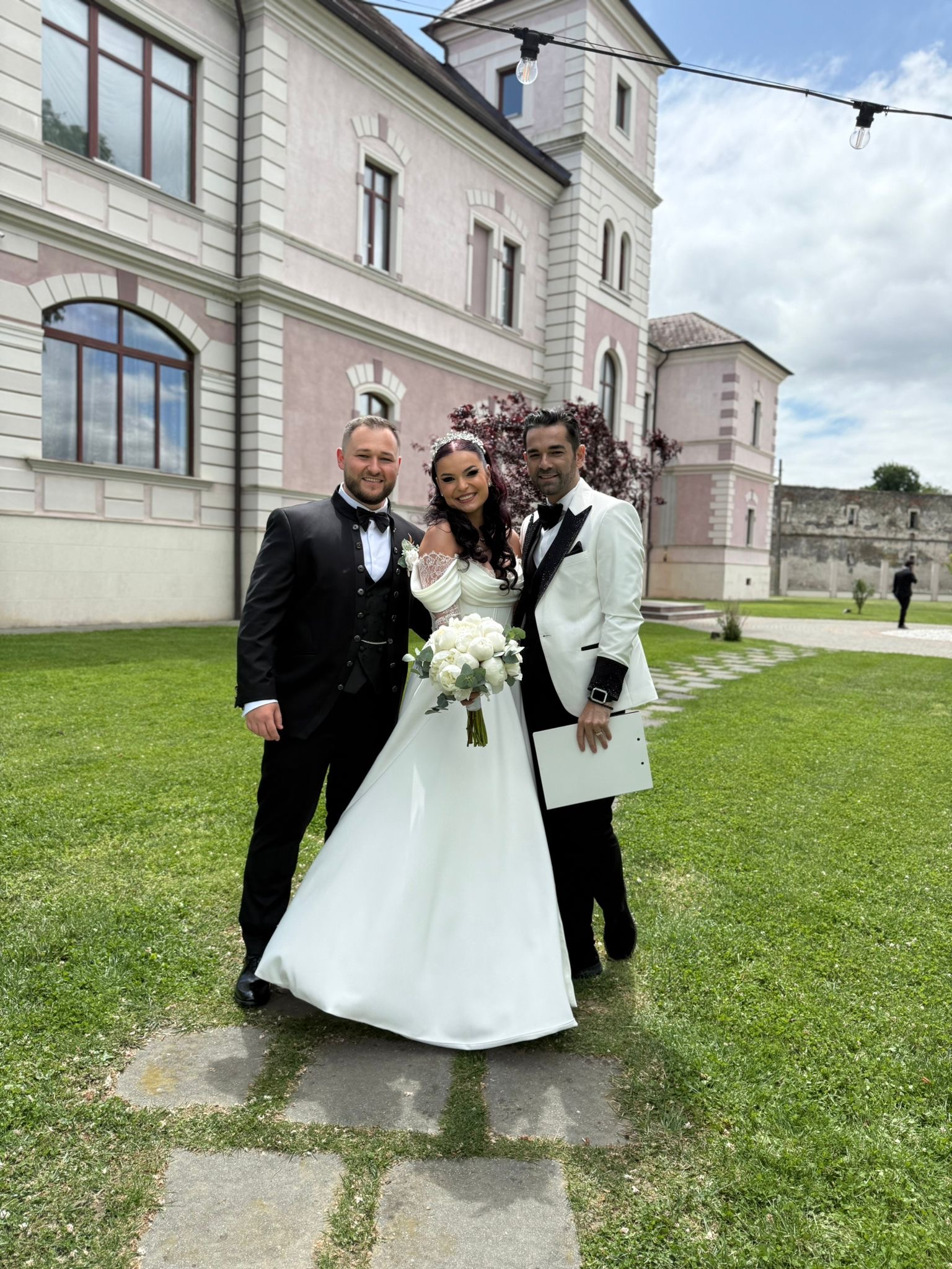 Dan Hedesiu Wedding Planner Cluj Napoca & Maestru Ceremonii, Organizare nunta , Ceremonie Umanista