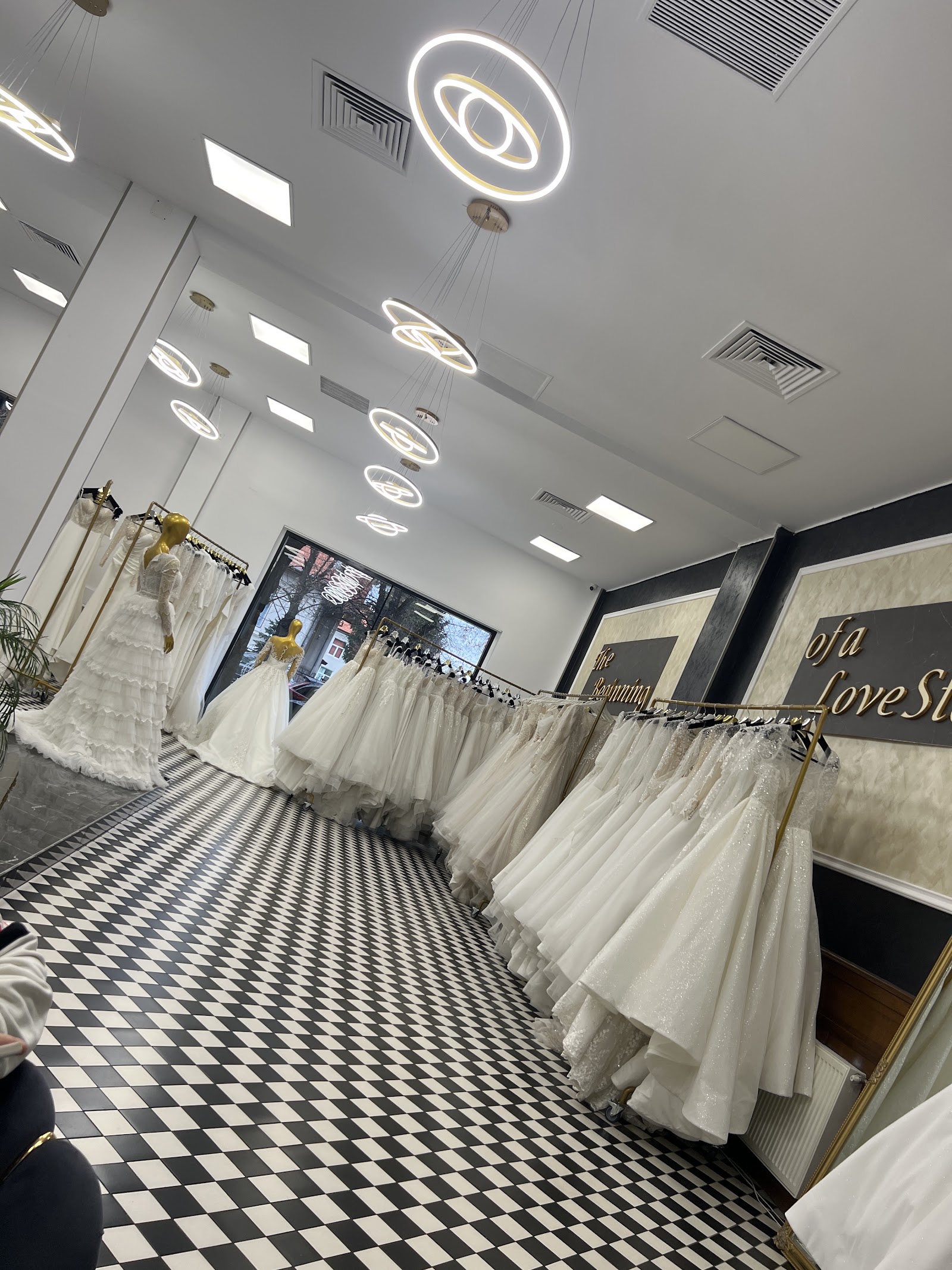 Blanc Wedding house