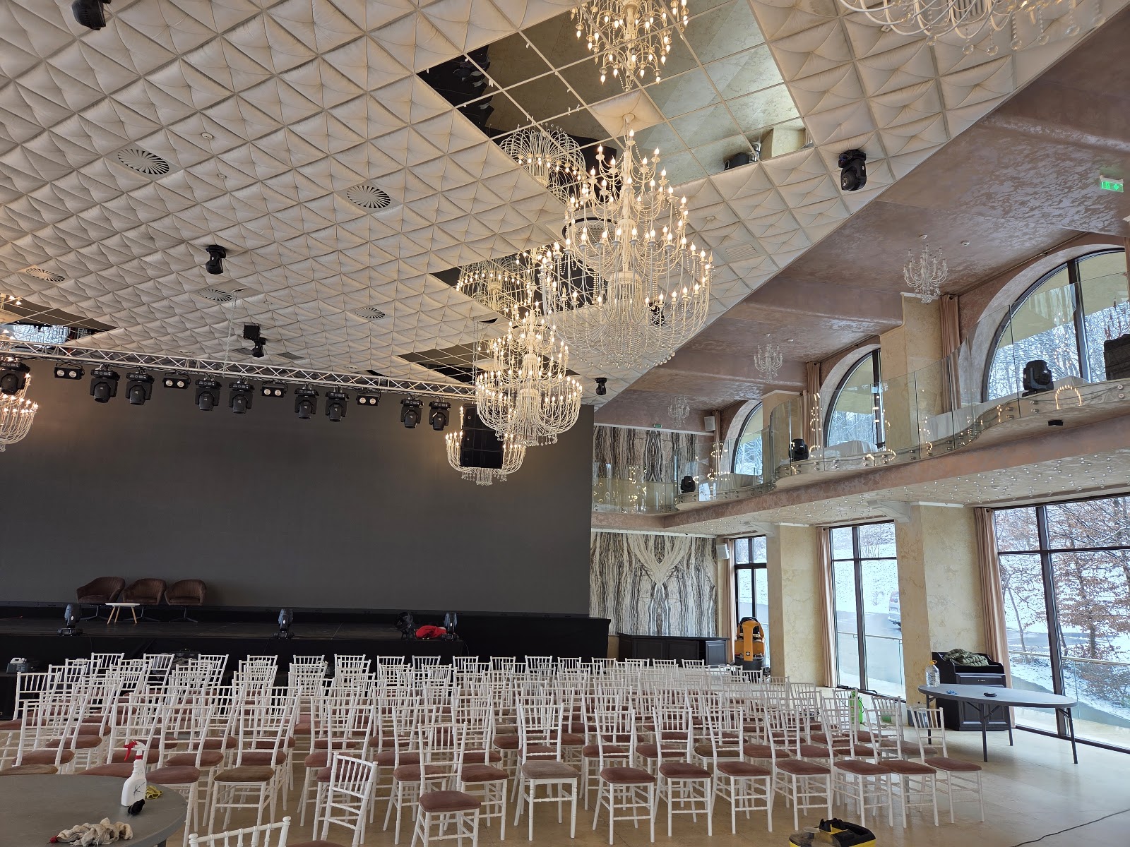 Sala Orhideea Wonderland
