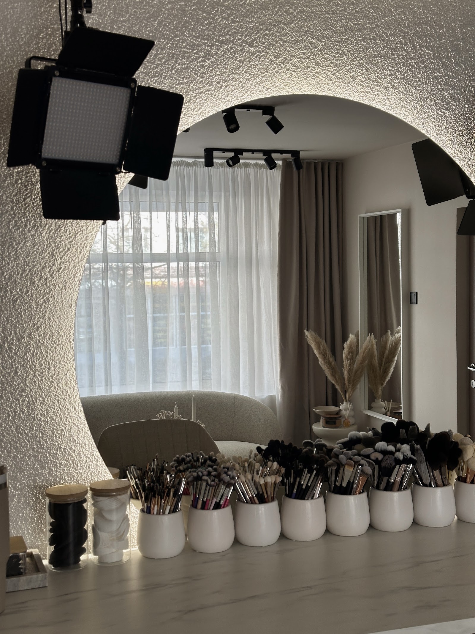 Iulia Stejerean Make-Up Studio