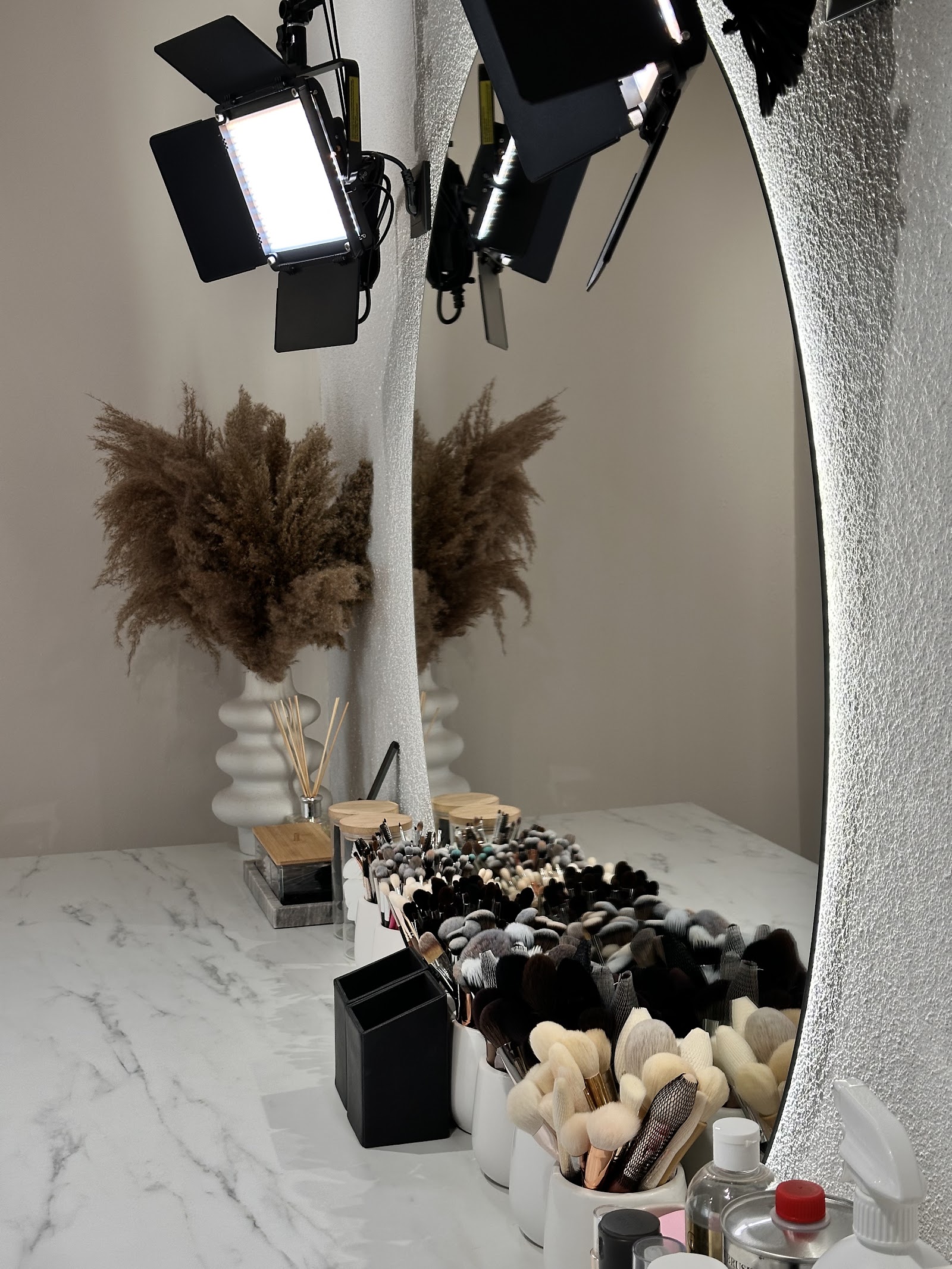 Iulia Stejerean Make-Up Studio
