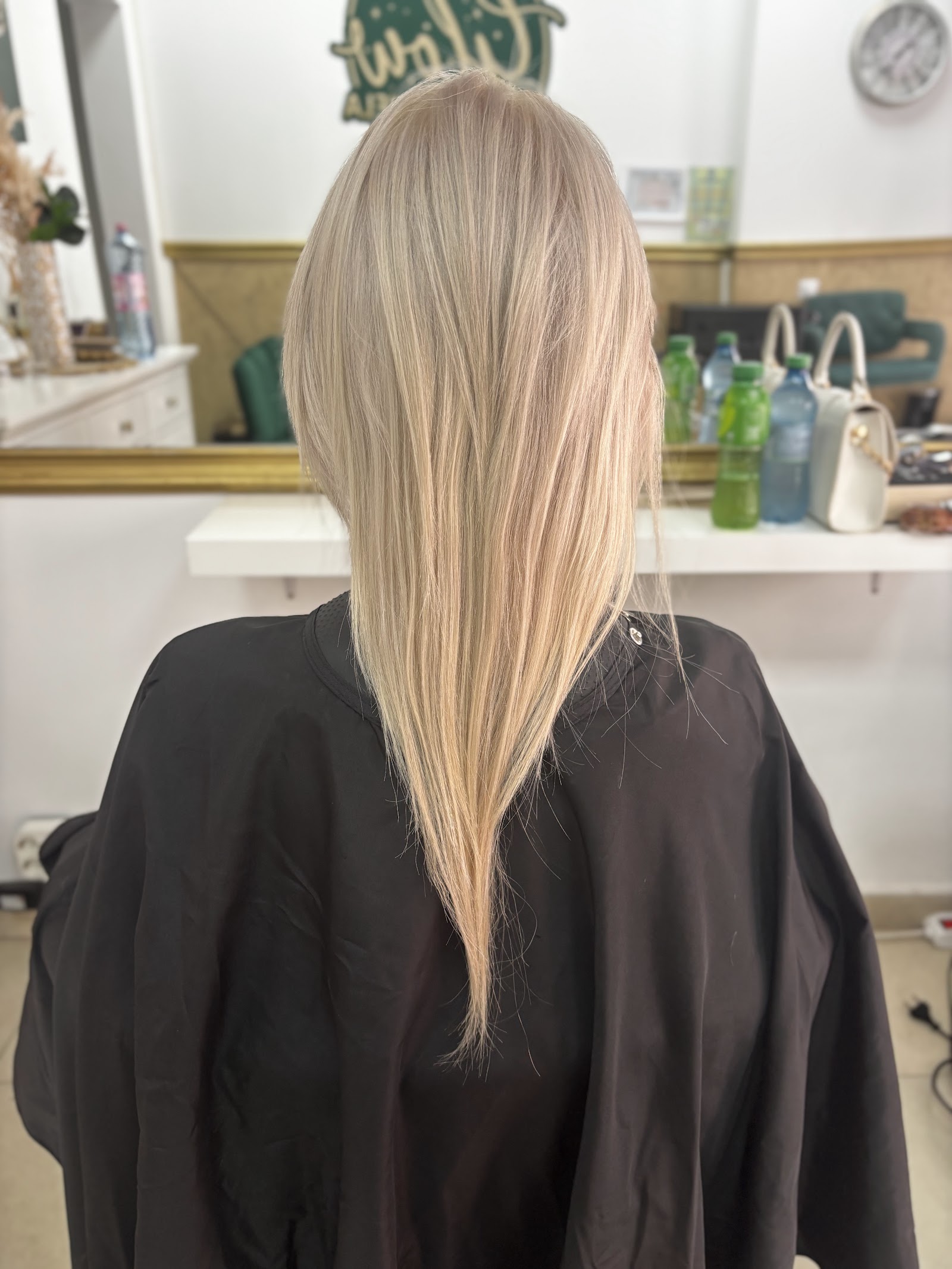 Mia Hairstyle