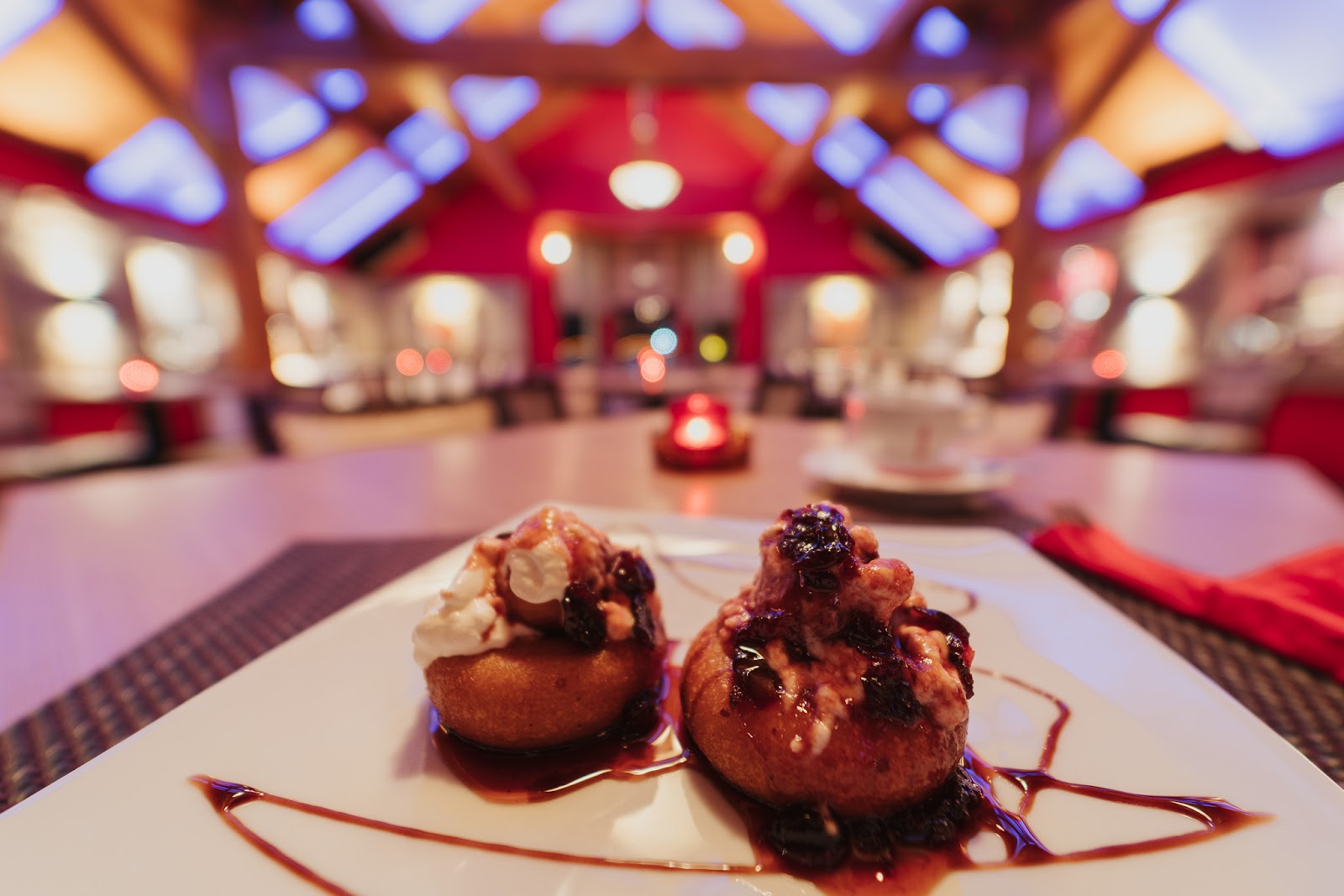 Vivi's Bar & Bistro