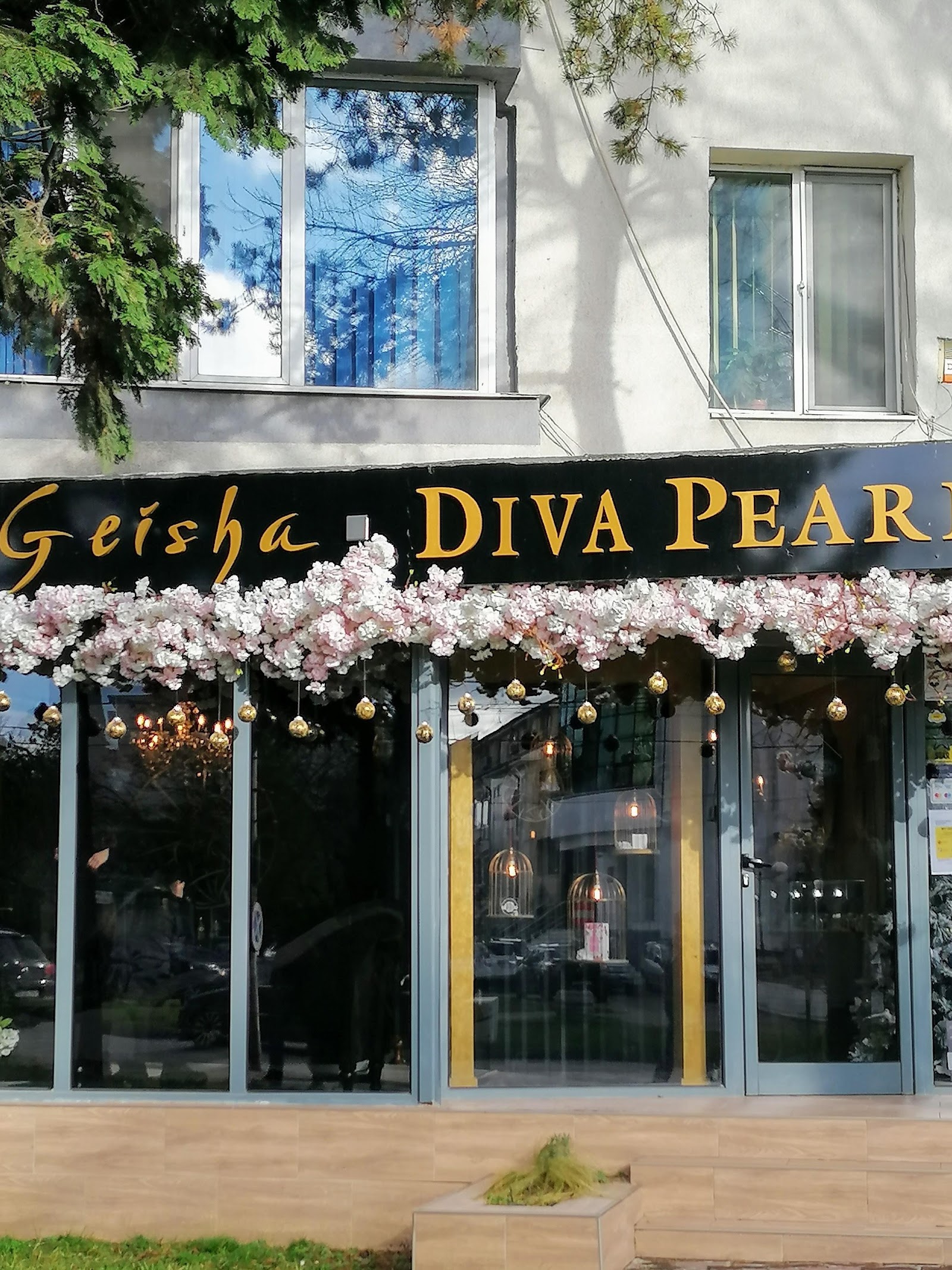 Diva Pearls