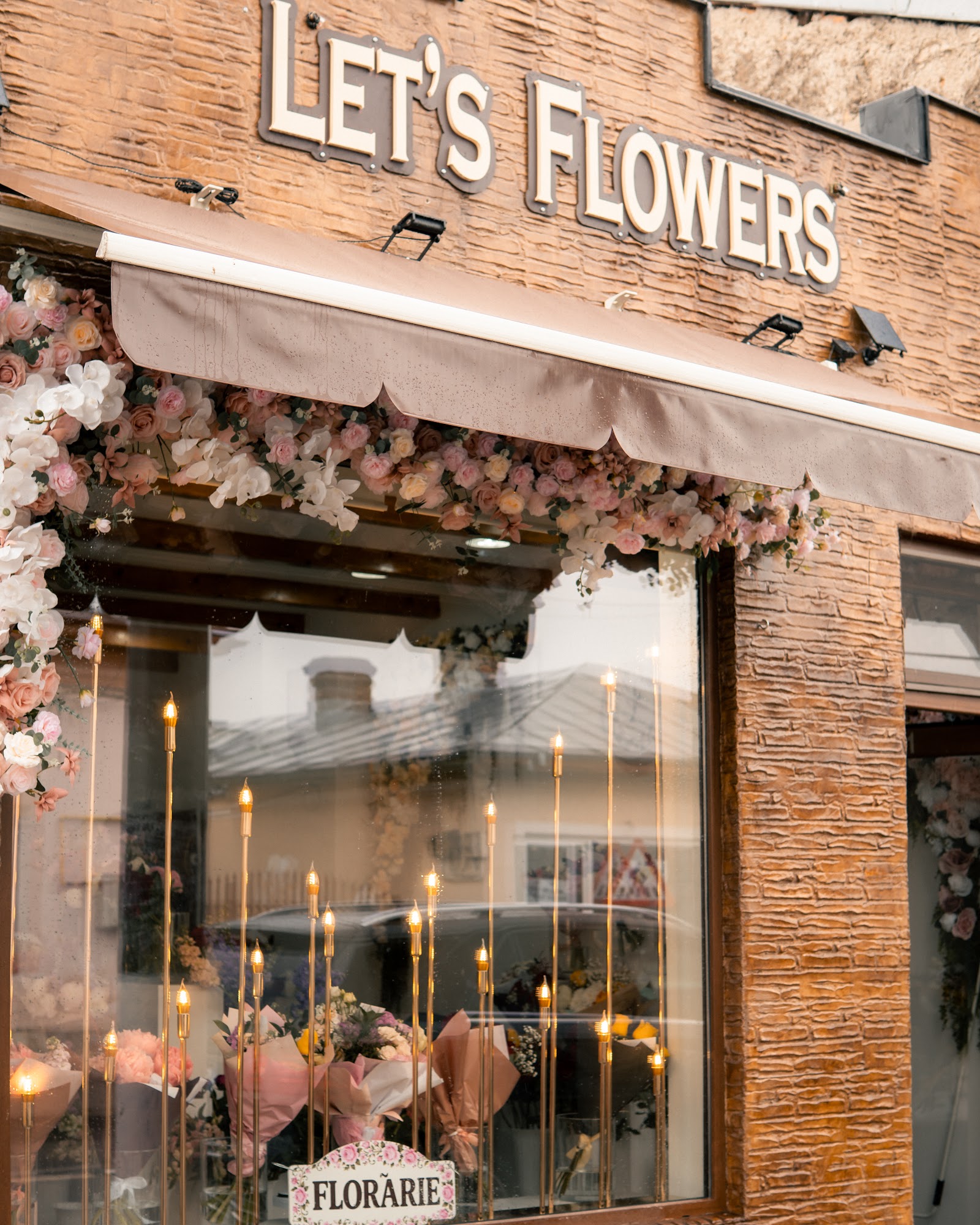 Let’s Flowers