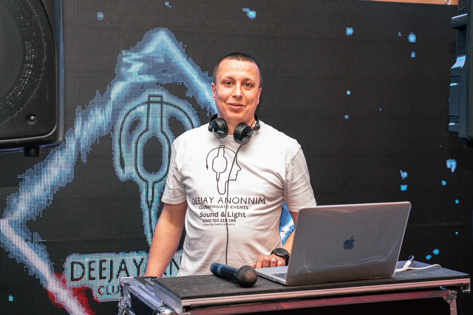 DeeJay AnonniM