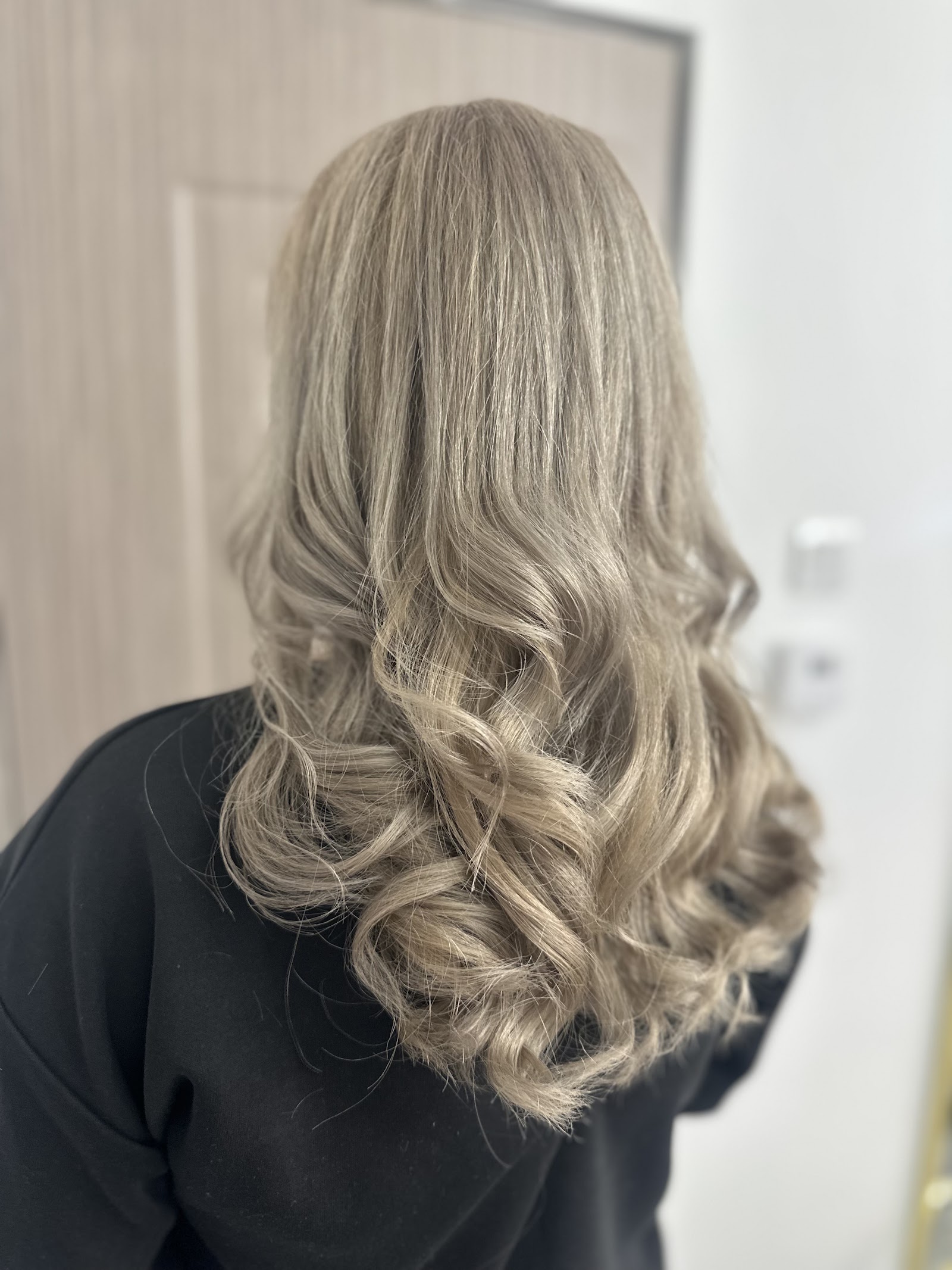 Salon Glamour by Mihaela