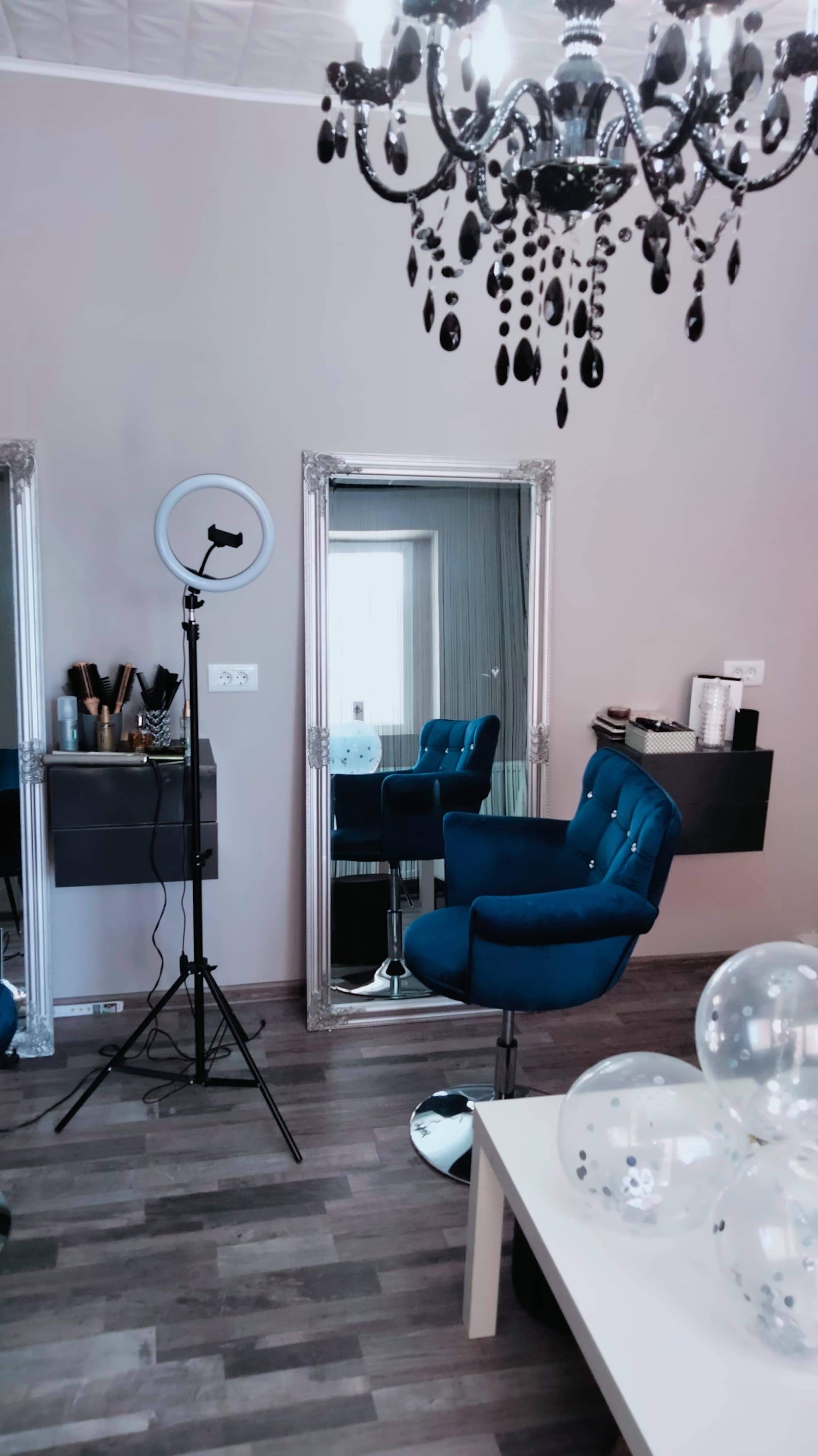 Mony Daimond Beauty Salon