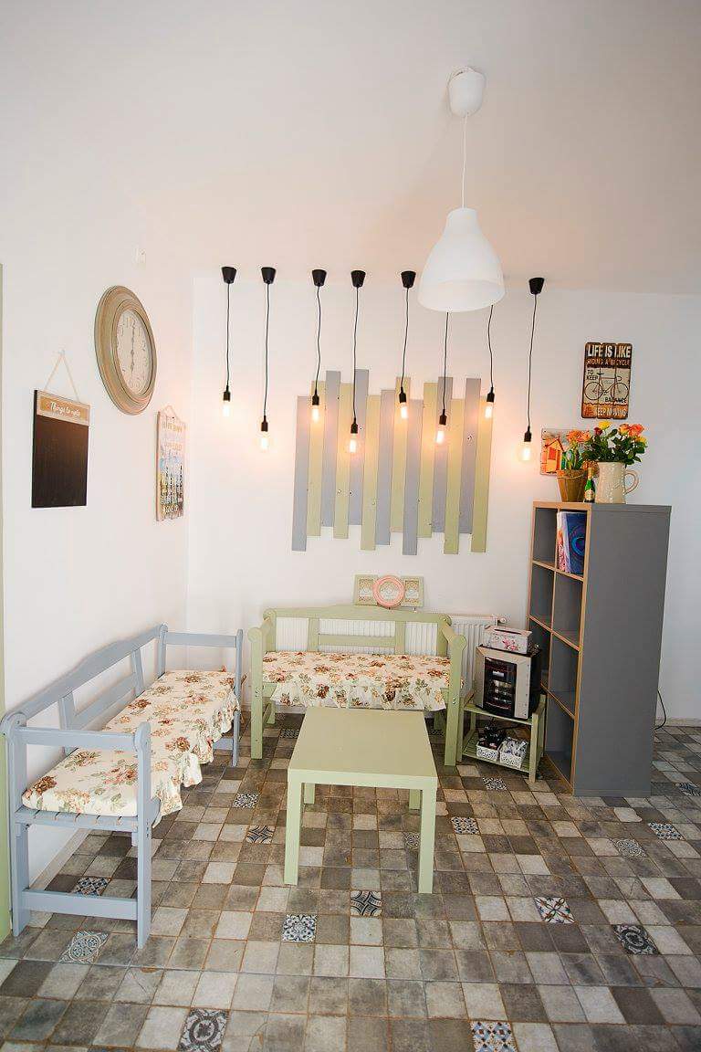 Studio 27