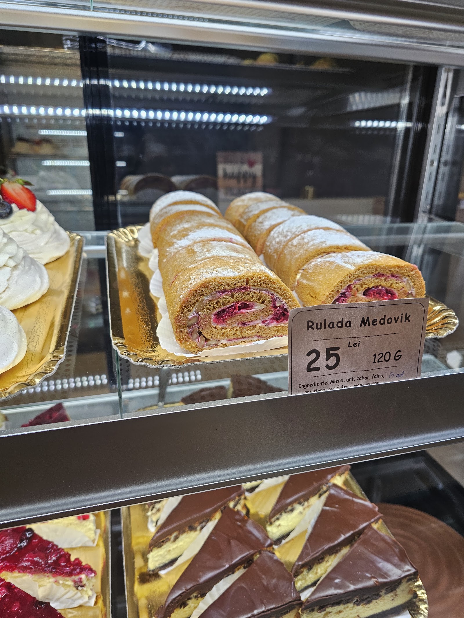 Cofetăria Golden Cake