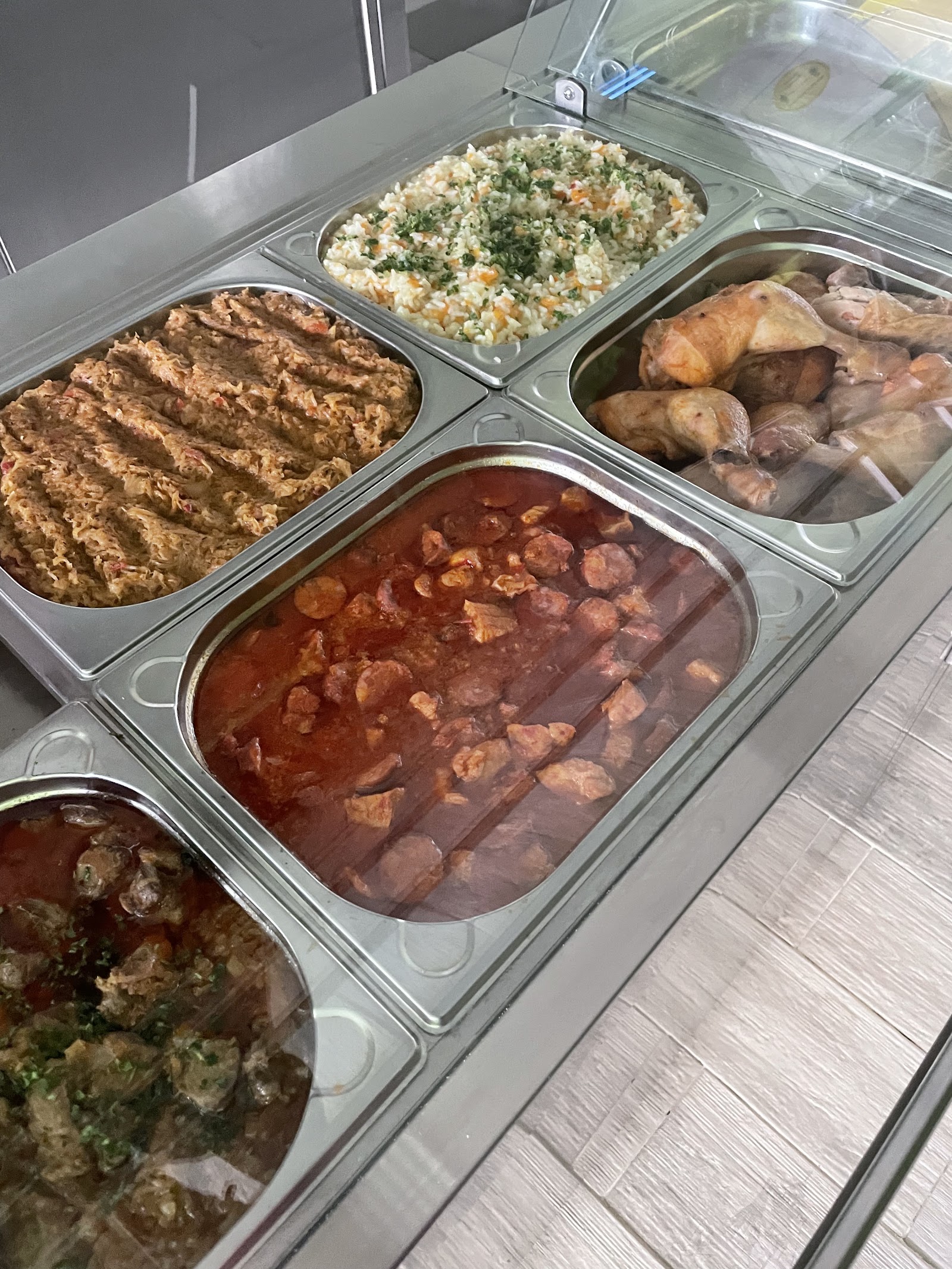 Restaurant Ca la Bunica