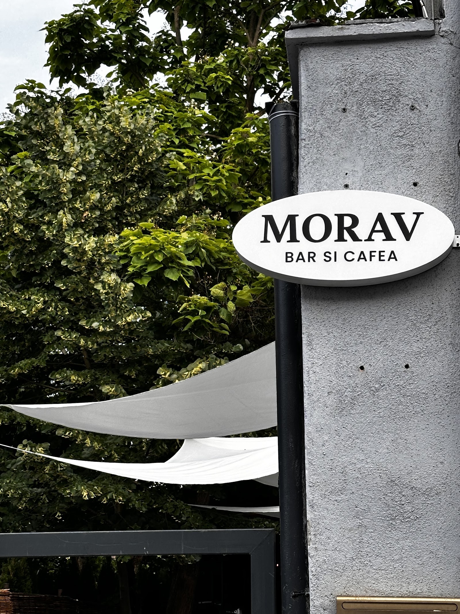 MORAV Bistro | Bar