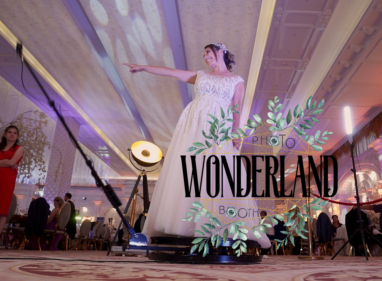 Photobooth In Wonderland