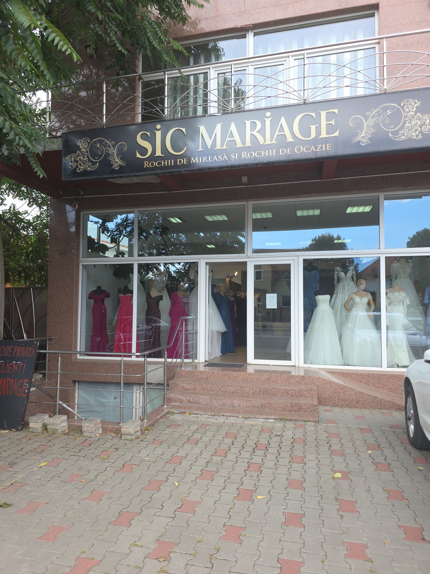 Șic Mariage & Șic Boutique rochii de mireasa si de seara