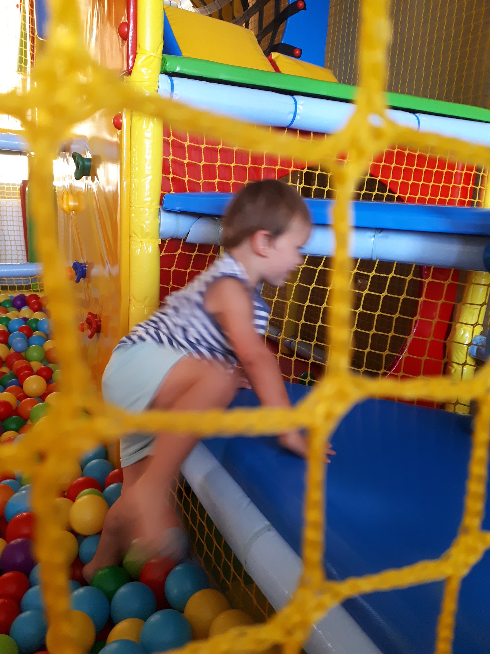 Apulum Kids SRL