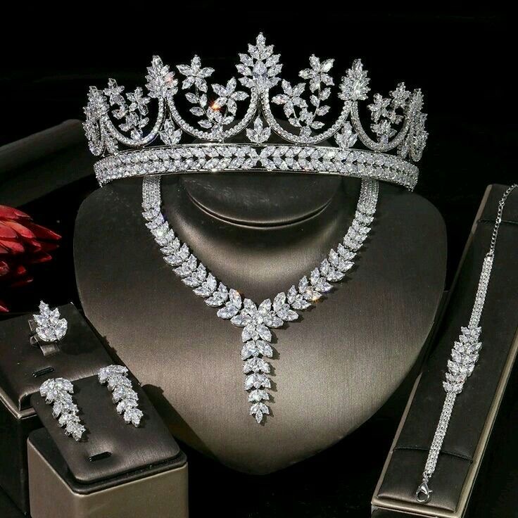 Coquette Bijuterii și Accesorii