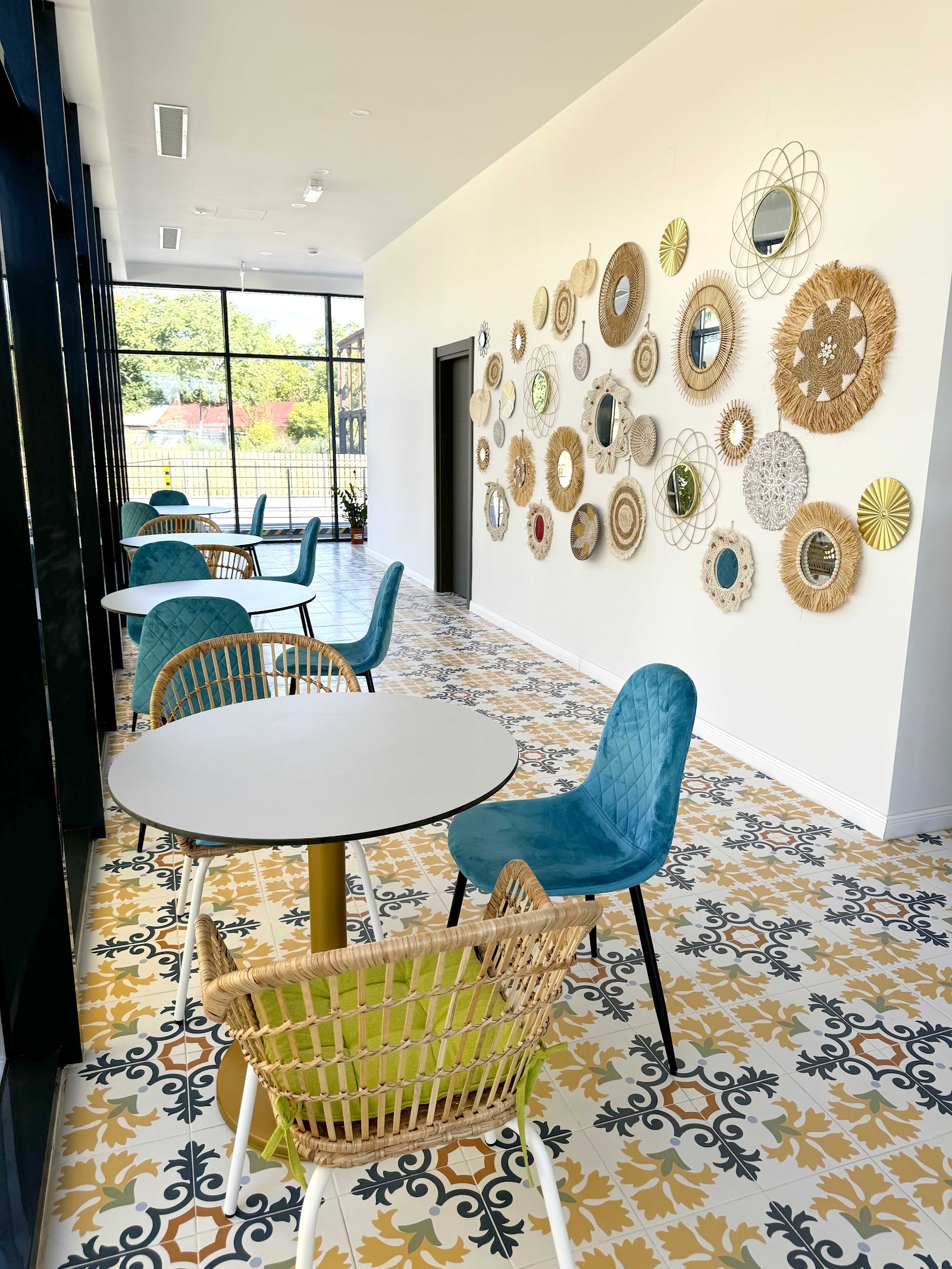 Ambar Bistro