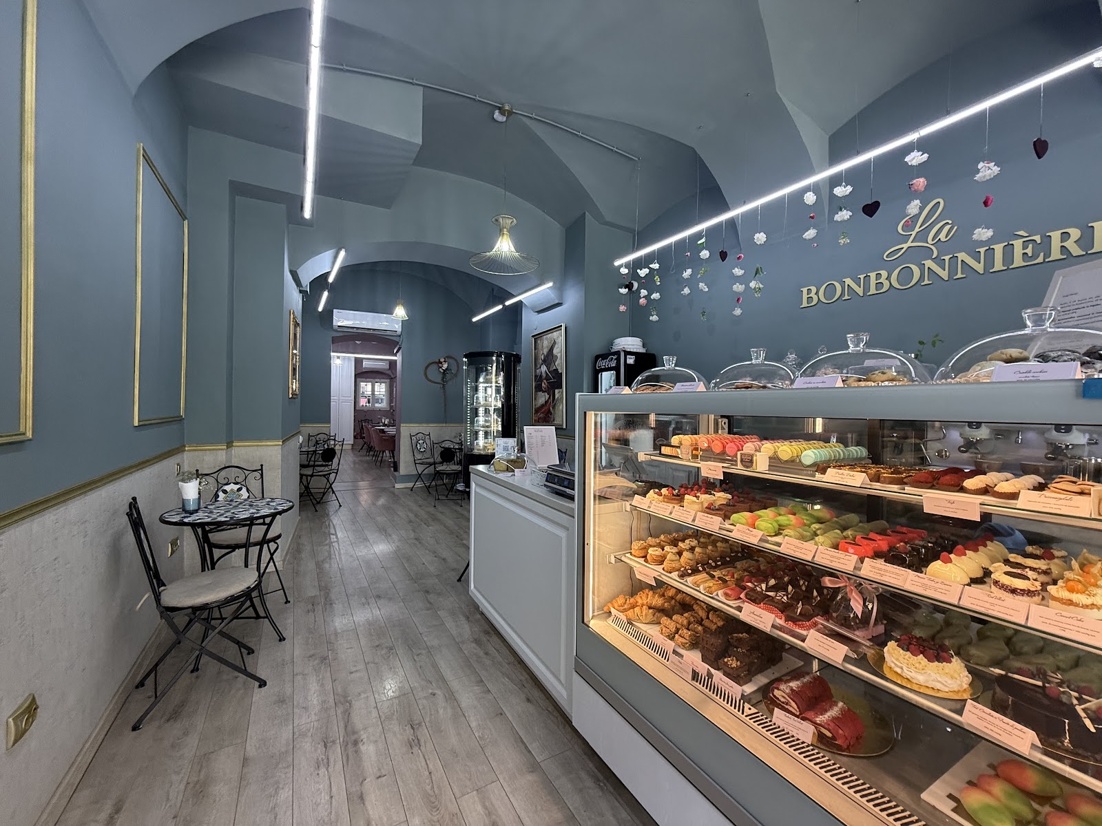 La Bonbonnière