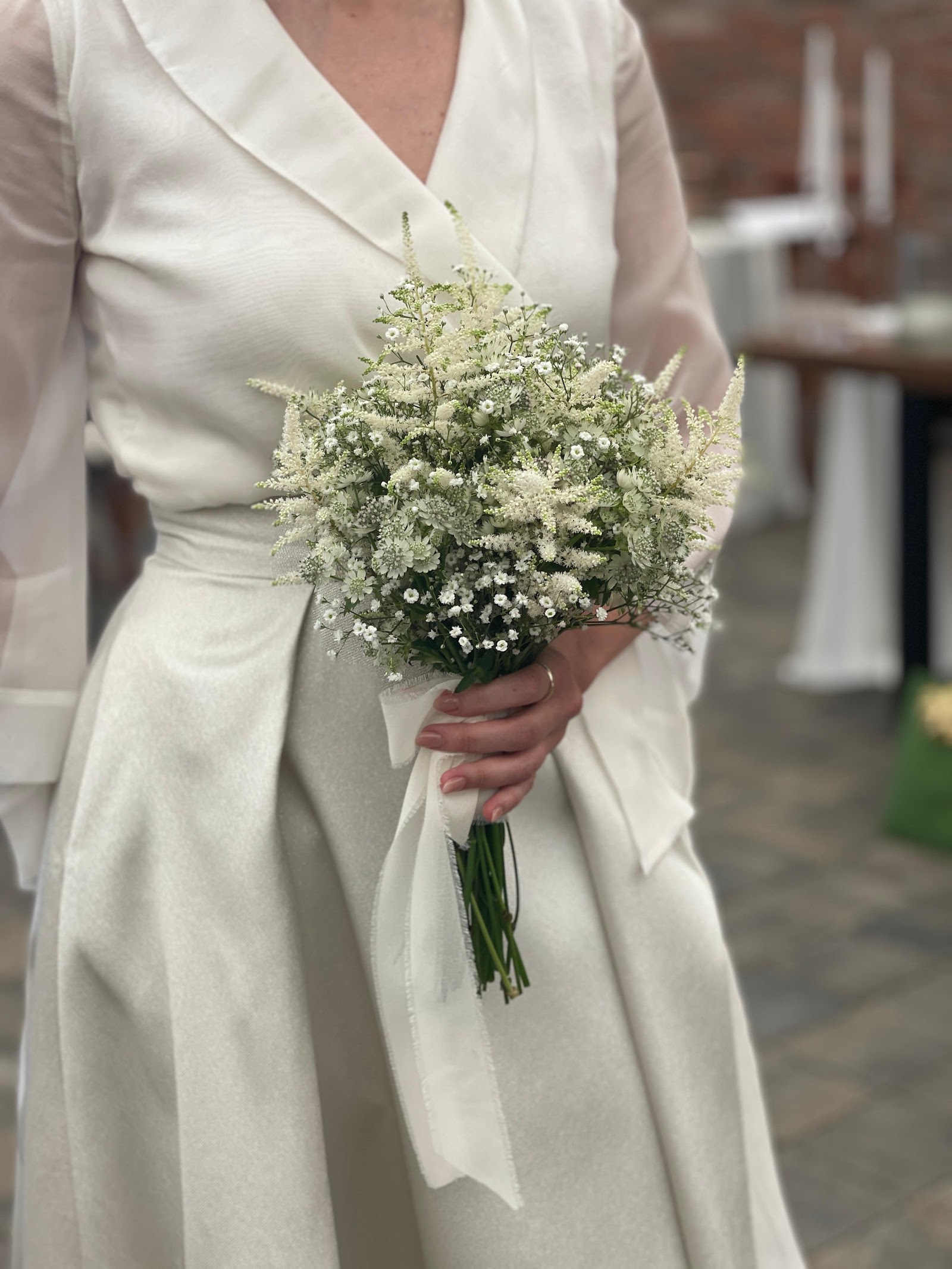 Florarie flOrist Flower Shop & Events