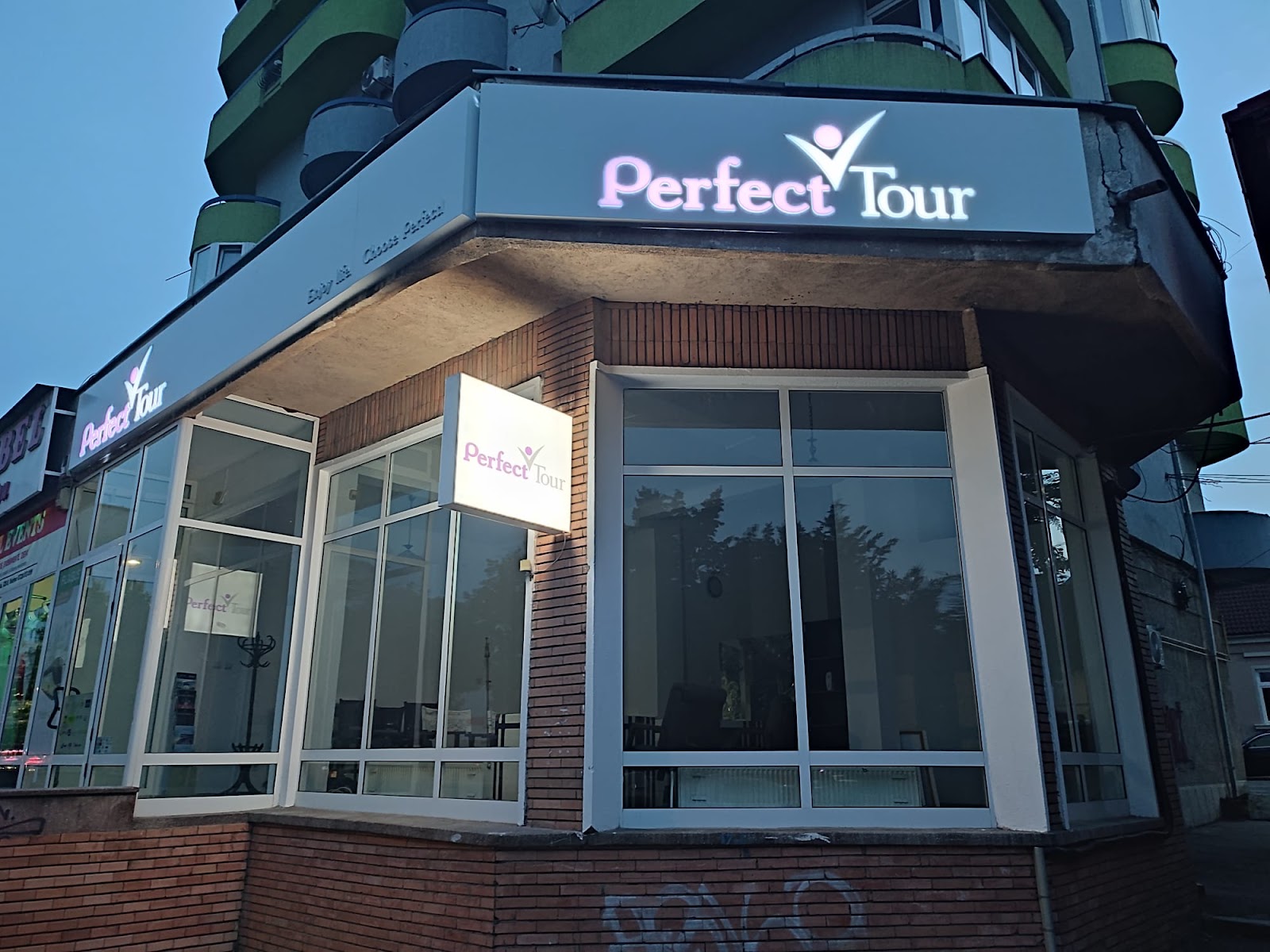 Perfect Tour Deva