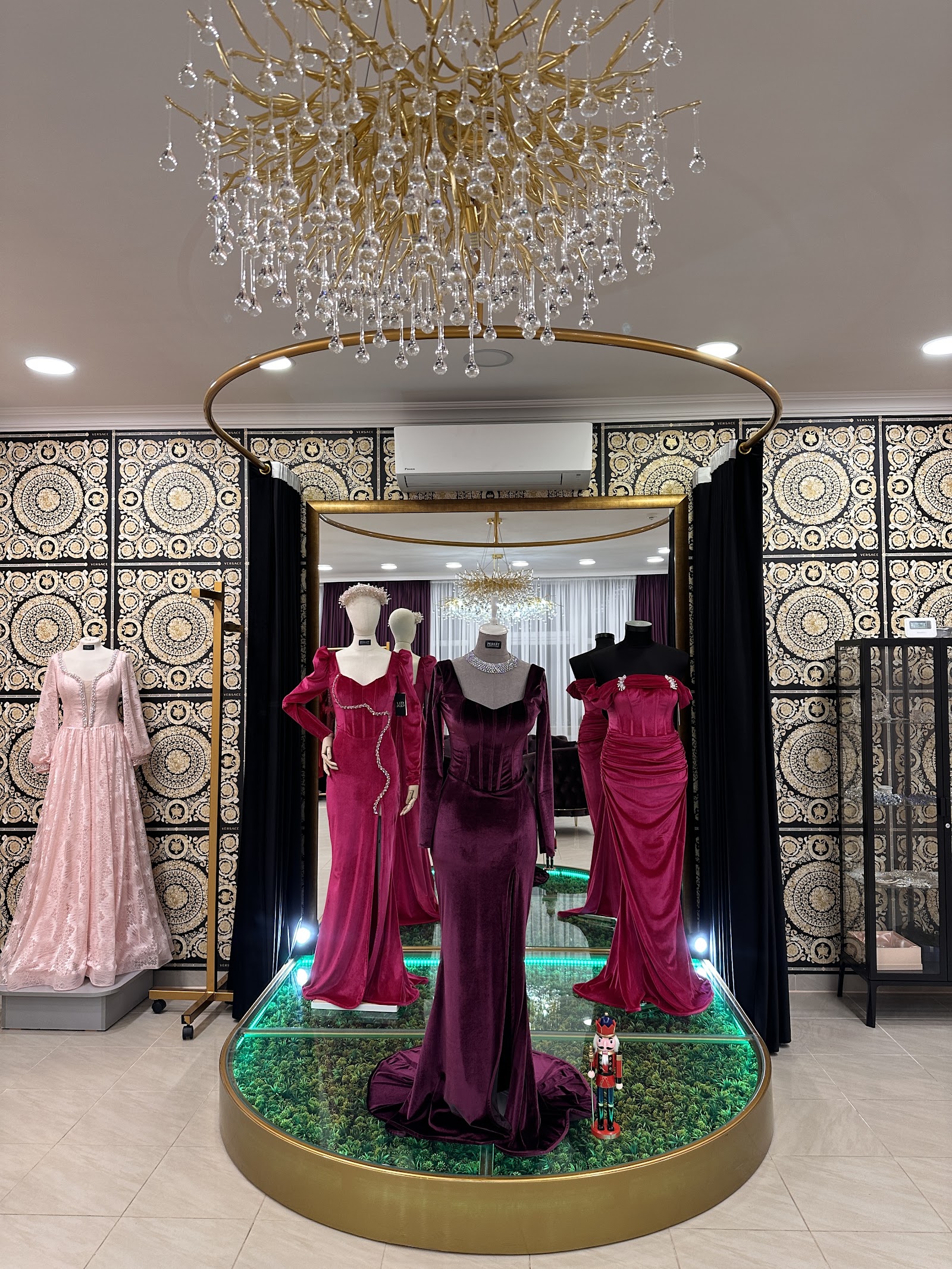 Salon de creație și croitorie PERLET