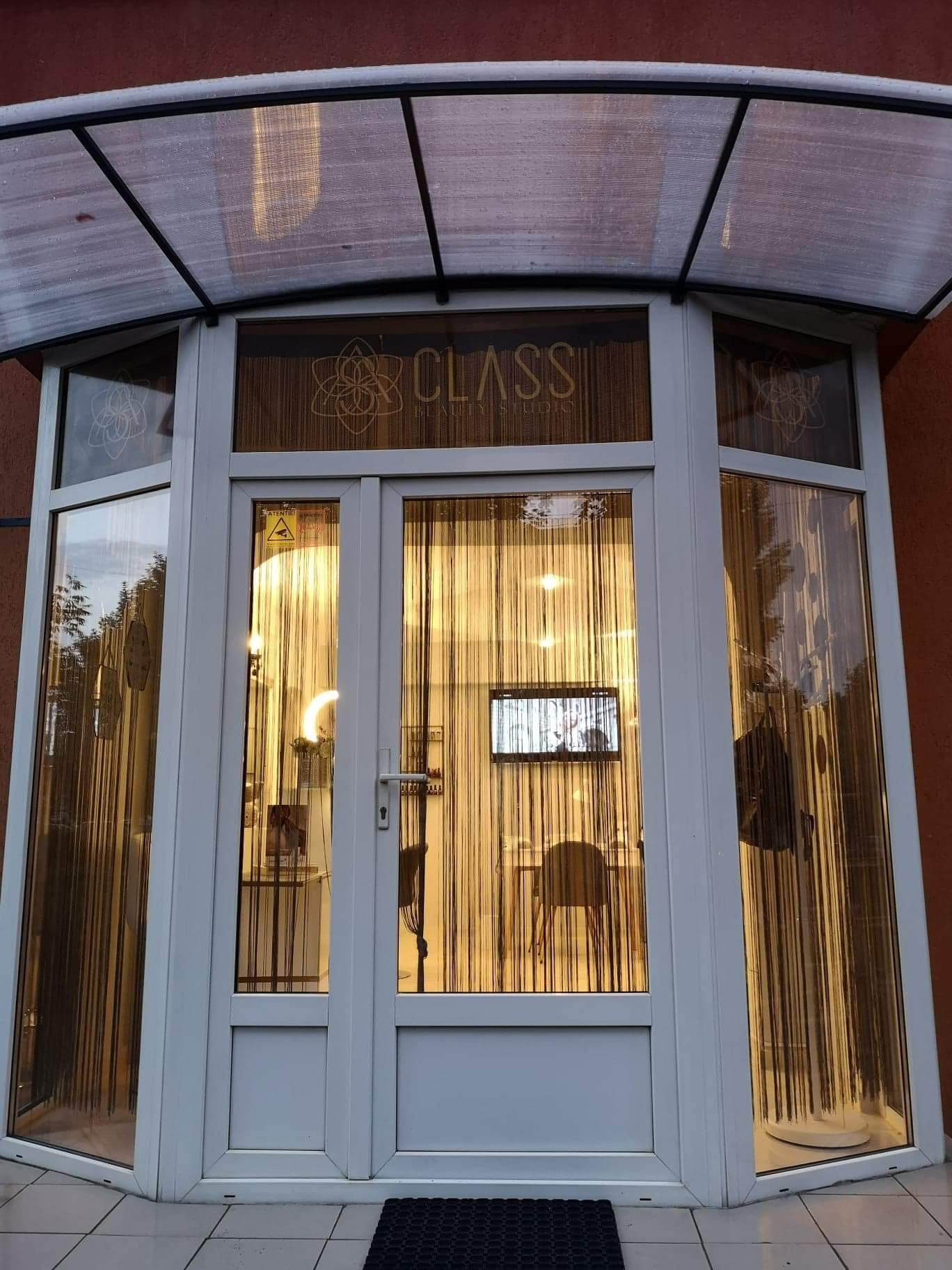 CLASS Beauty Studio HD
