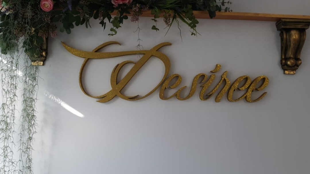 Salon Desiree