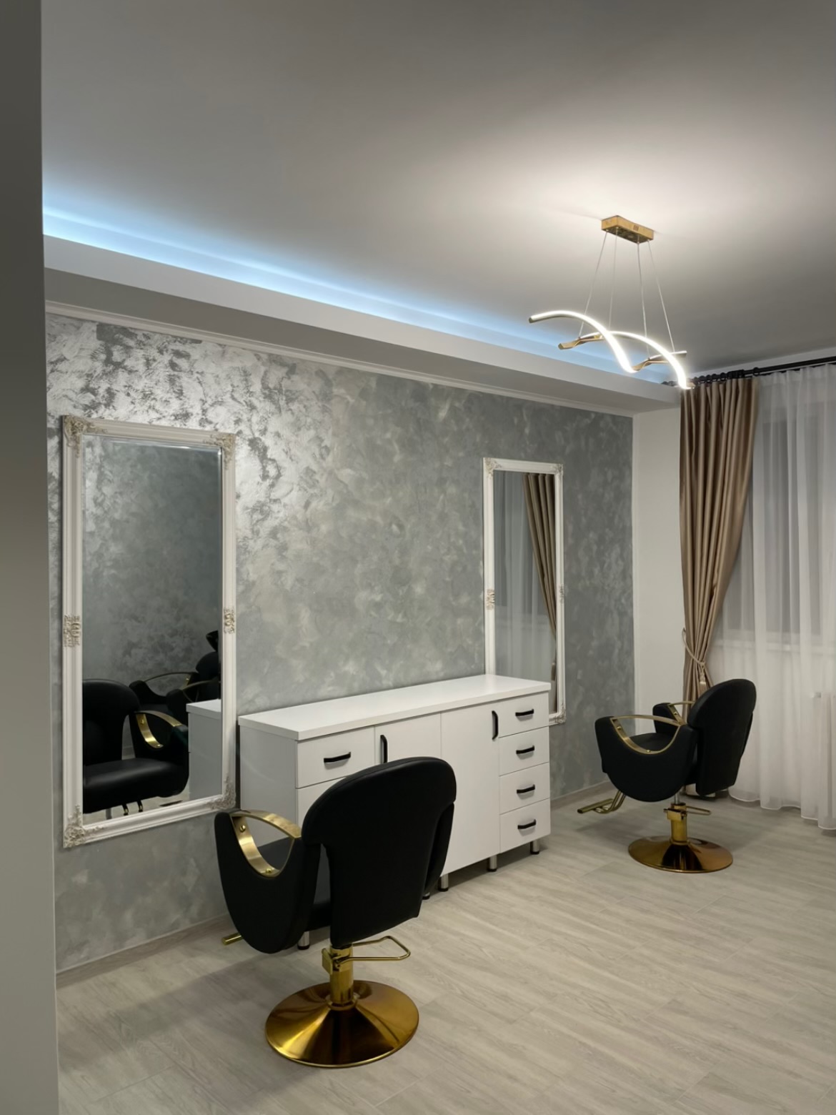 Mira Beauty Center