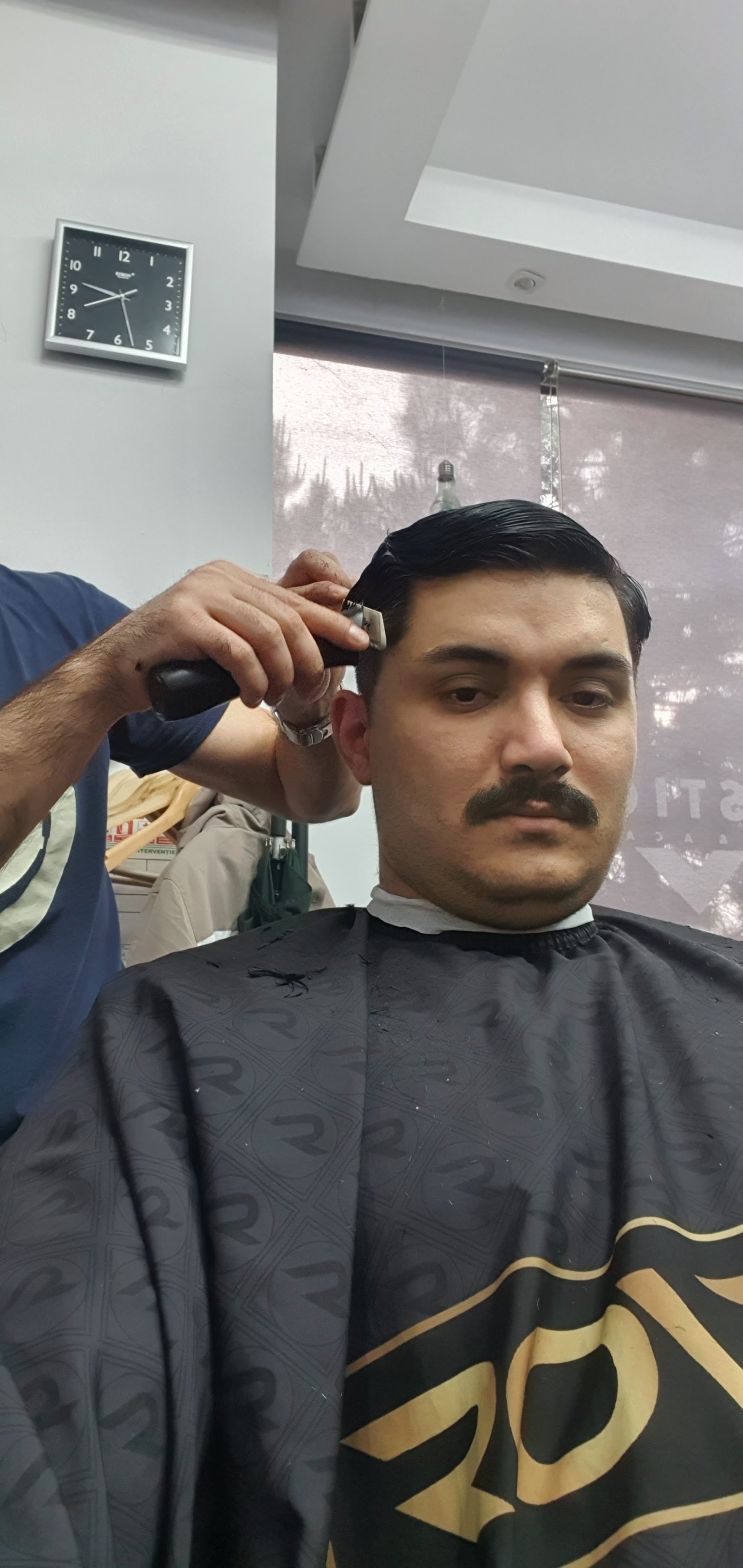 Vestigo Salon&Academy