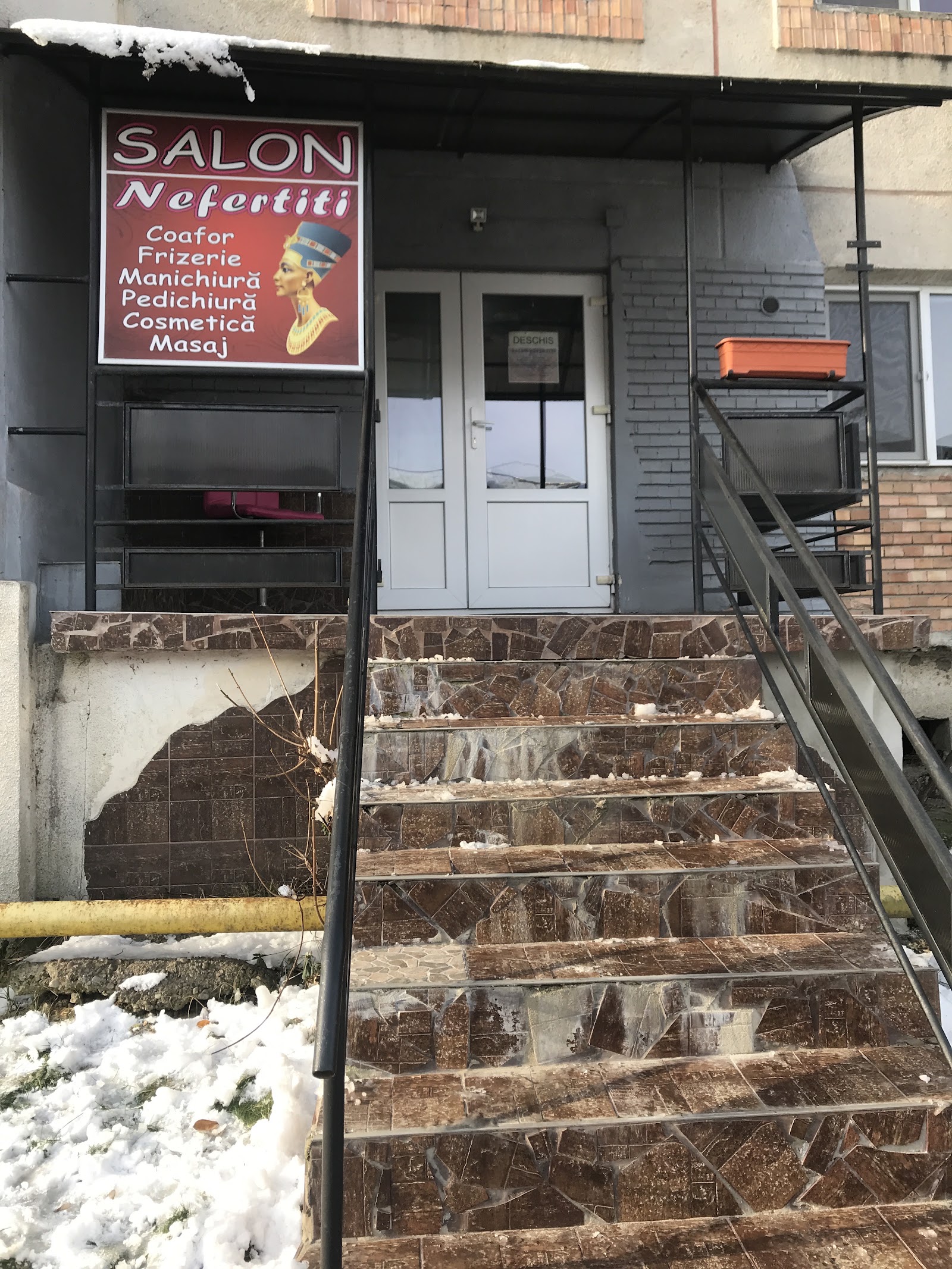 SALON NEFERTITI