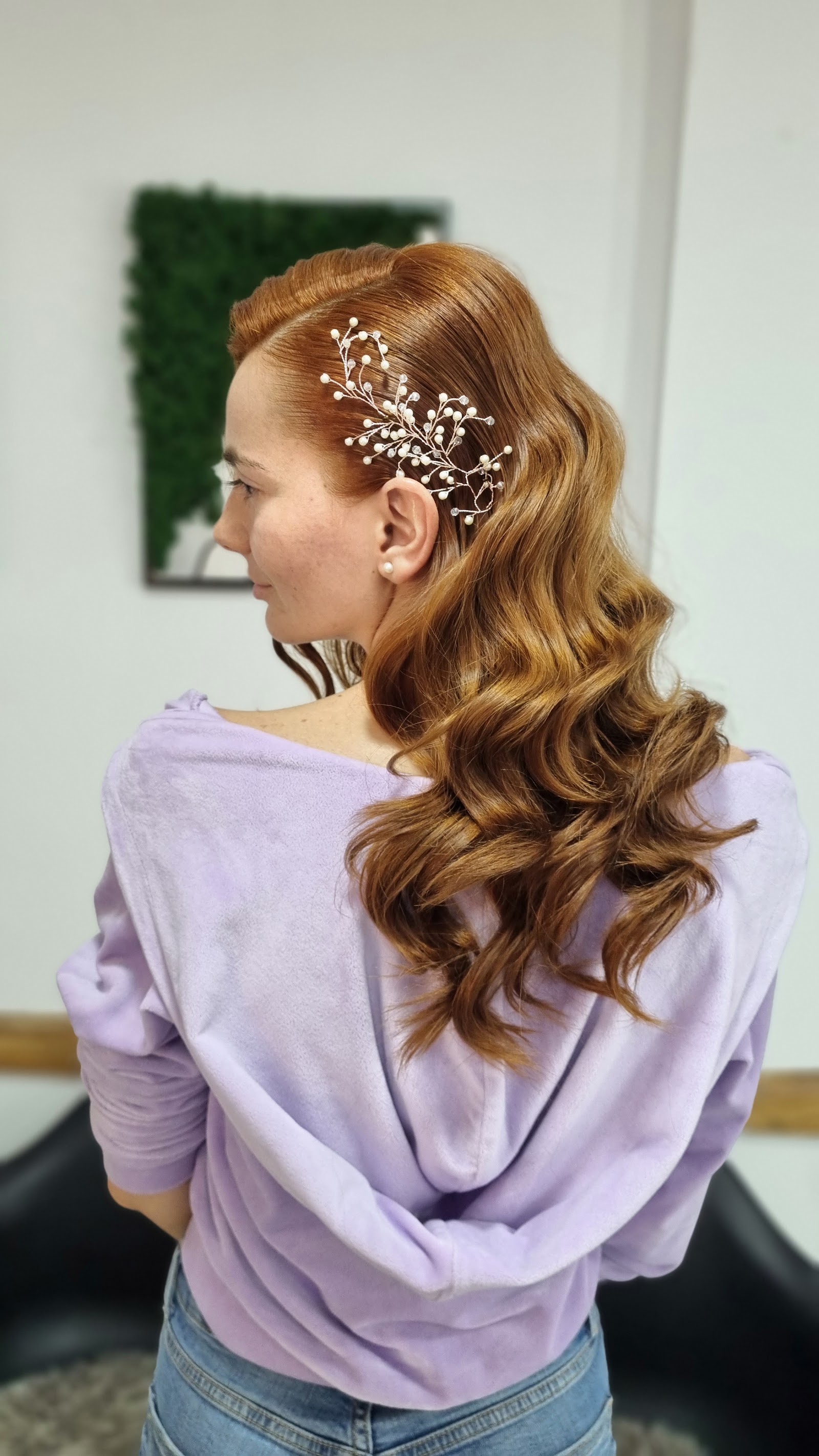Lila Salon