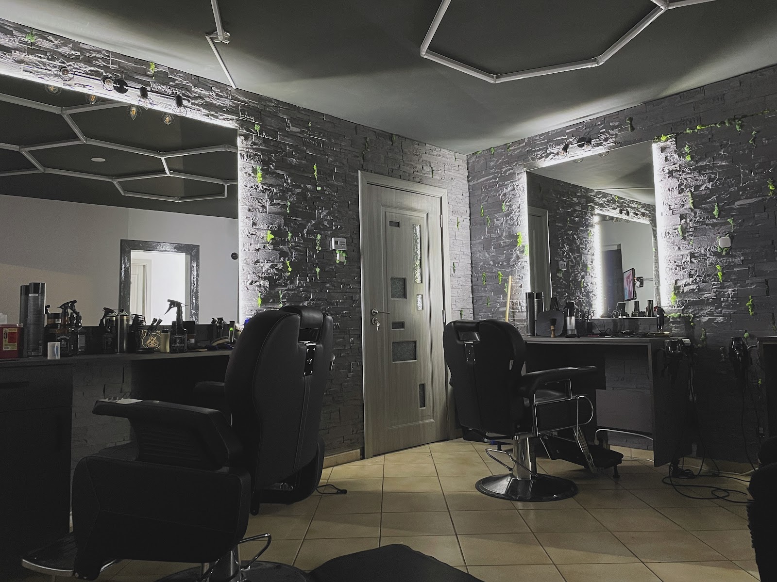 DAti Barber shop