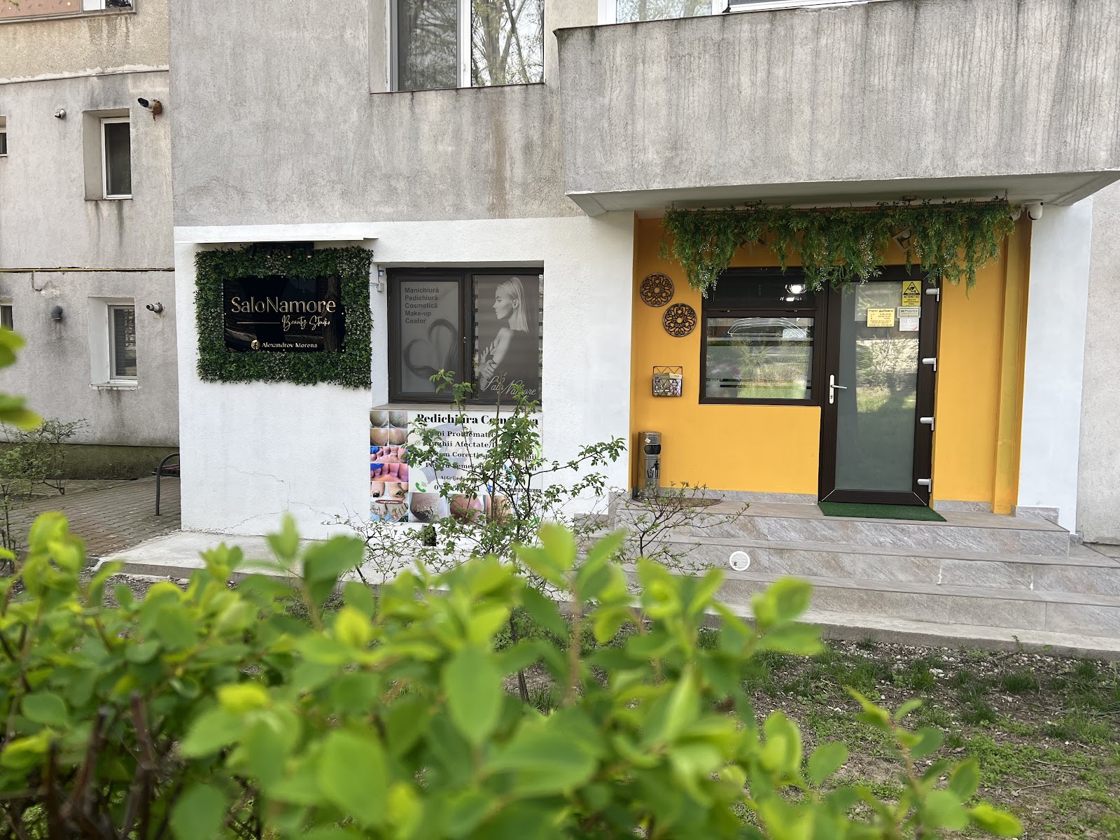 SaloNamore - Pedichiură/Manichiura Medicala